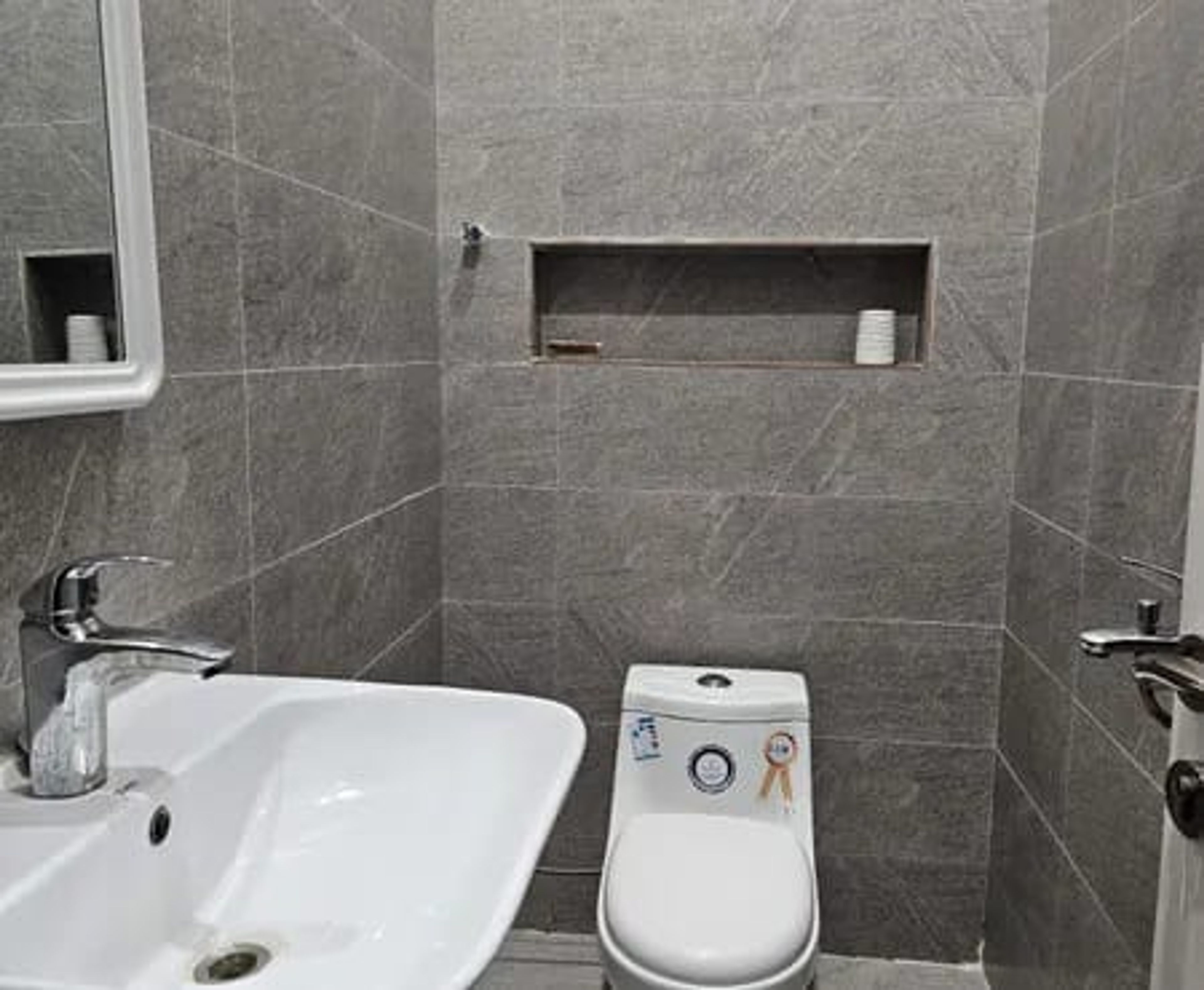 https://img.gathern.co/1400x0/1/jCbiY5O5aQ8E1Qjz3qWNyPHErzP__gId.jpeg