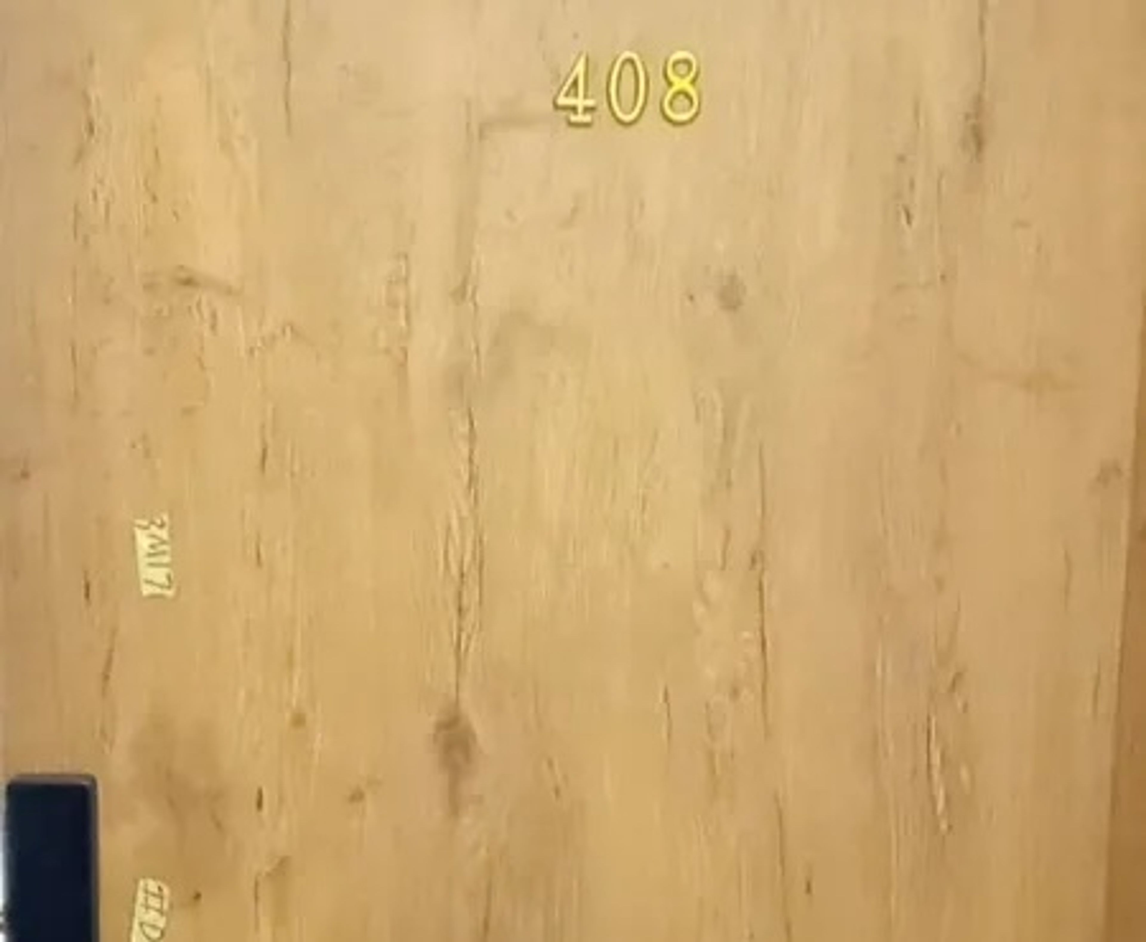 https://img.gathern.co/1024x0/1/jDEpMsLZk1_ZMqCaRN76-qJcoEe7c5dH.jpeg