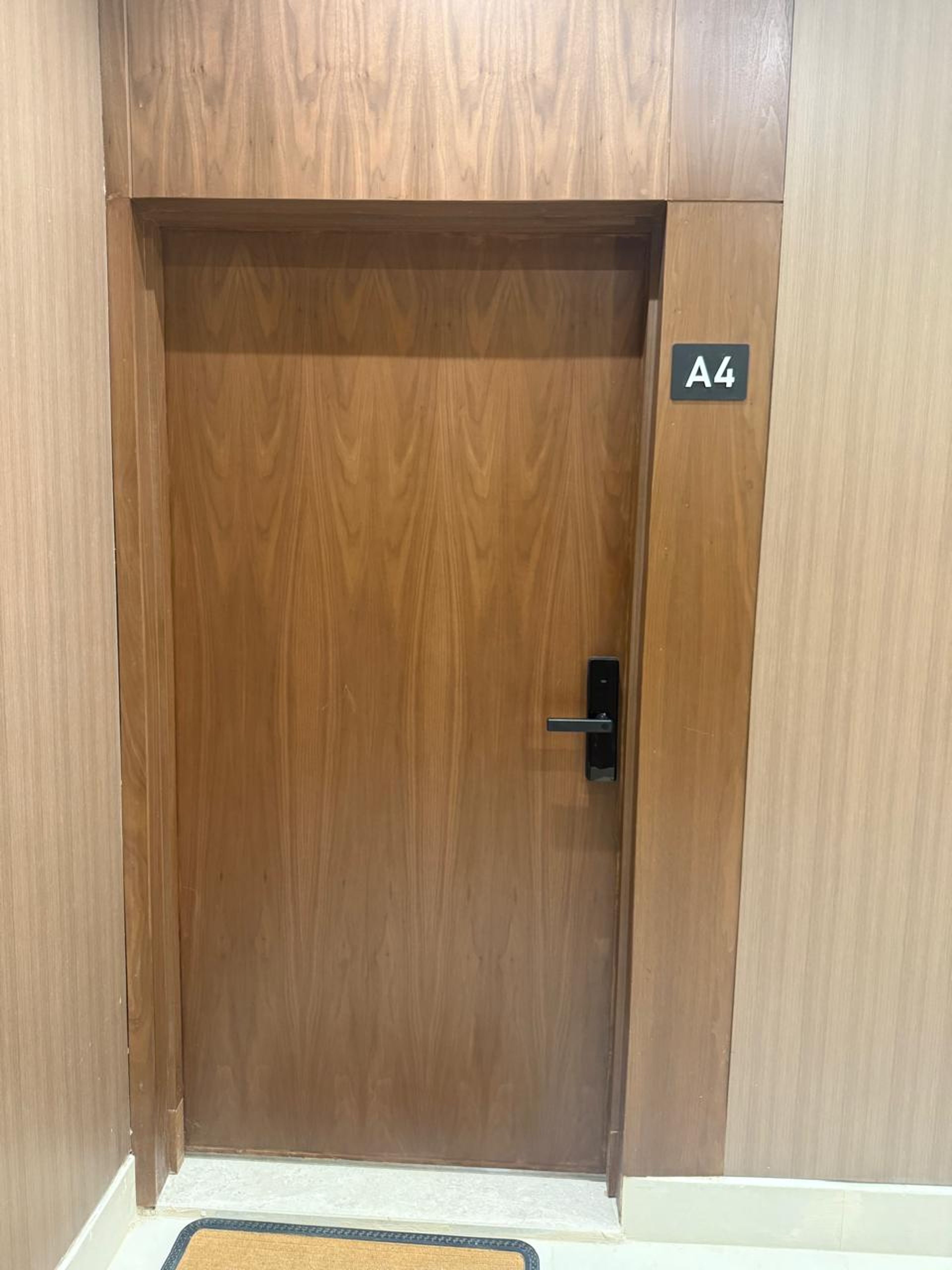 https://img.gathern.co/1024x0/1/jFeZjCddQjGR0FZOVnqcH3OdgfffZy-h.jpeg