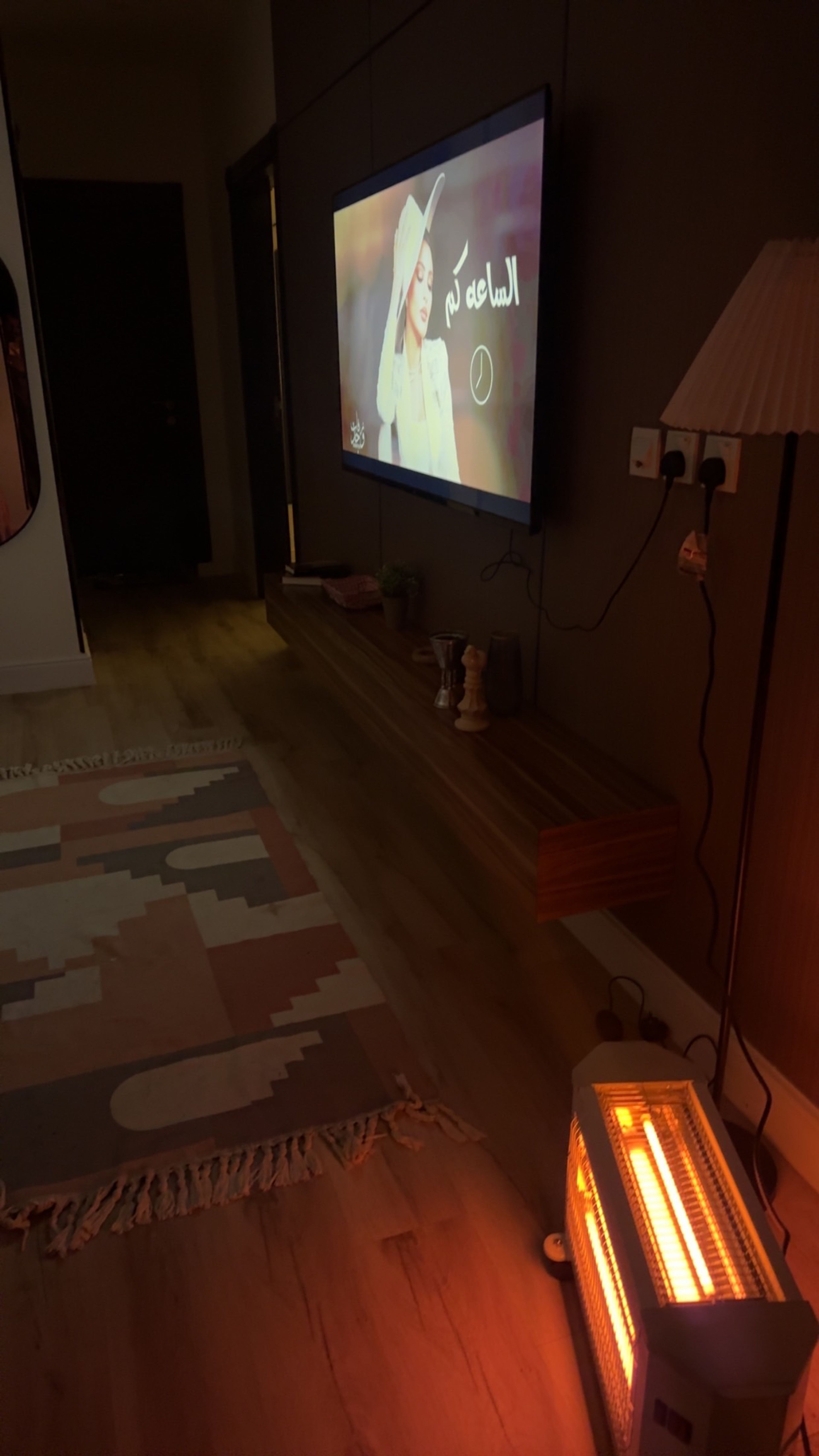 https://img.gathern.co/1400x0/1/jJvU9LMuHwOtwRDIvAXUCPfGoAMb63o4.jpg