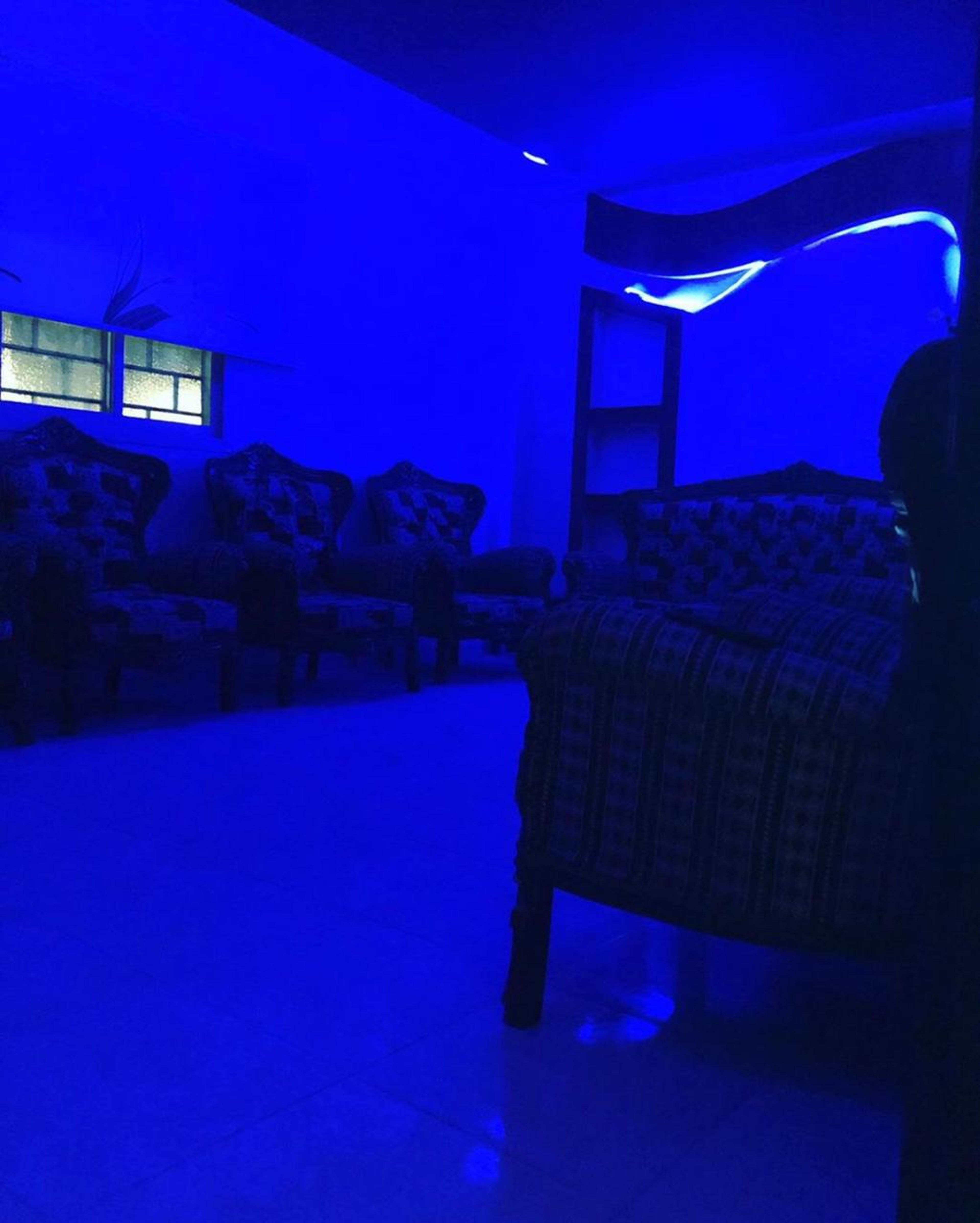 https://img.gathern.co/1400x0/1/jbD1QAz0SQBm4kjorv9kMQd11lXR2WeY.jpg