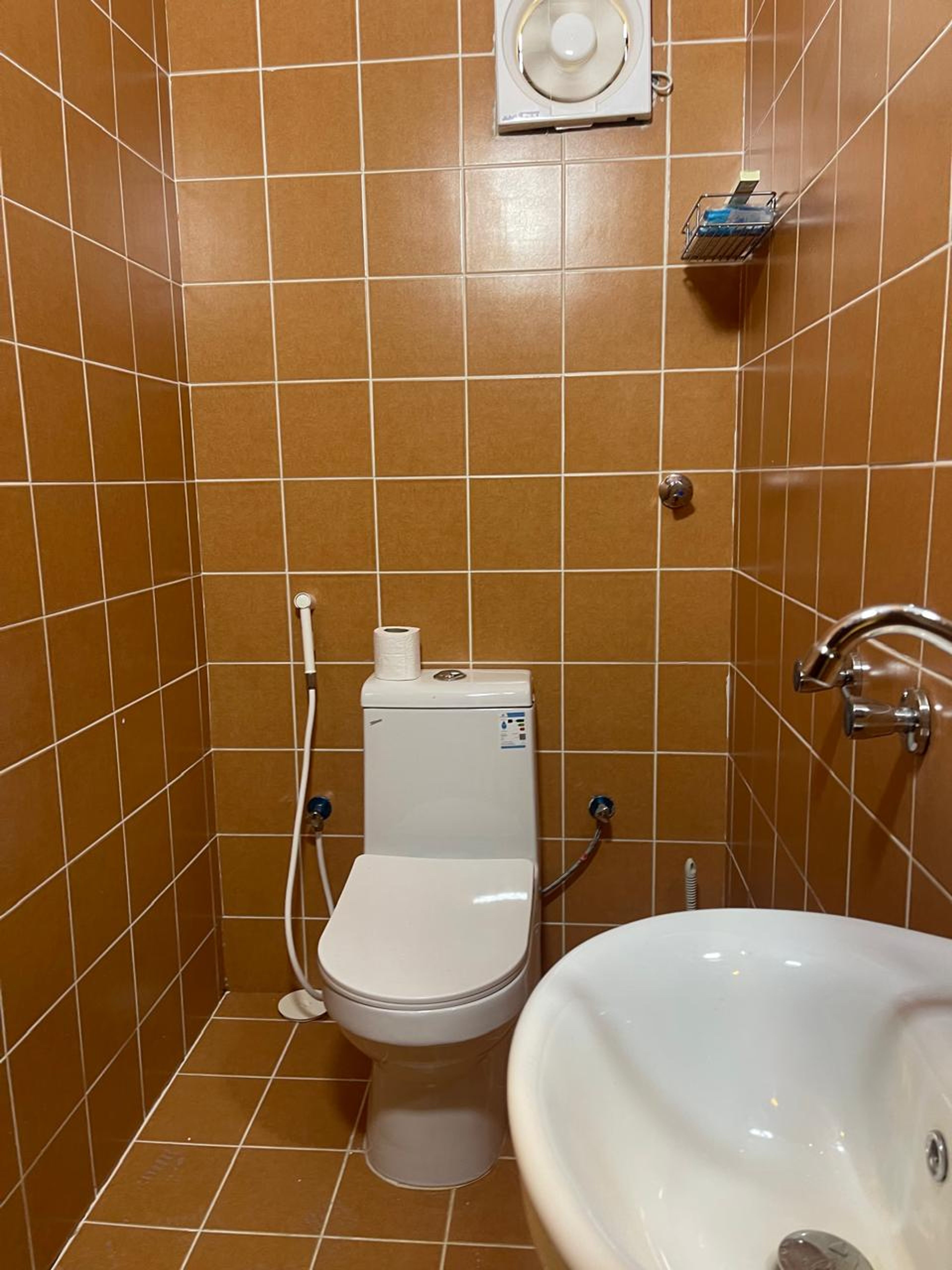 https://img.gathern.co/1400x0/1/jl9rTCl-yooxa9A1DA6xDxZHCtb4WypV.jpg