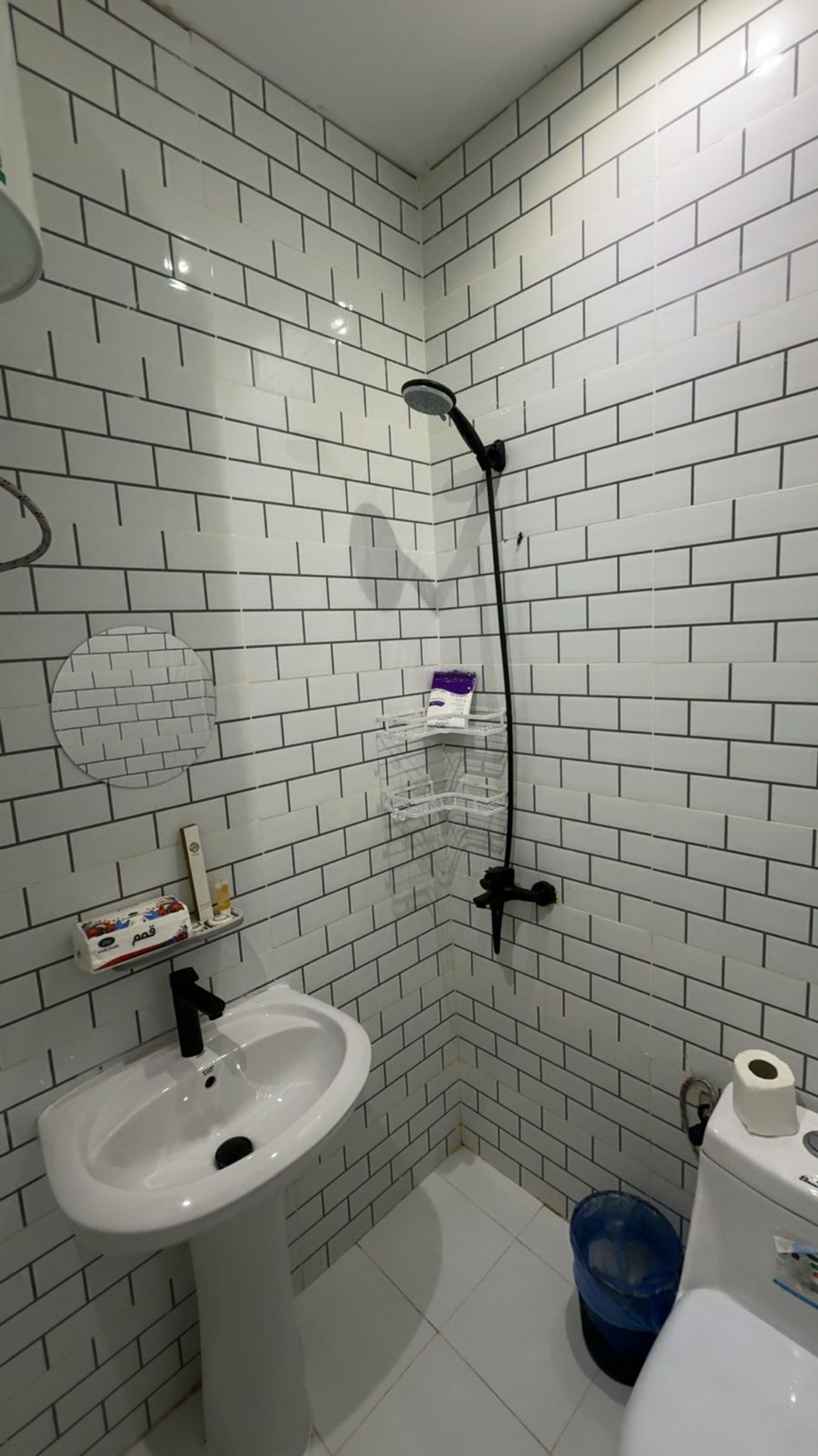 https://img.gathern.co/1400x0/1/jv1e3eJhUwGZIFFmG5BzWQIQwd07g_bh.jpg