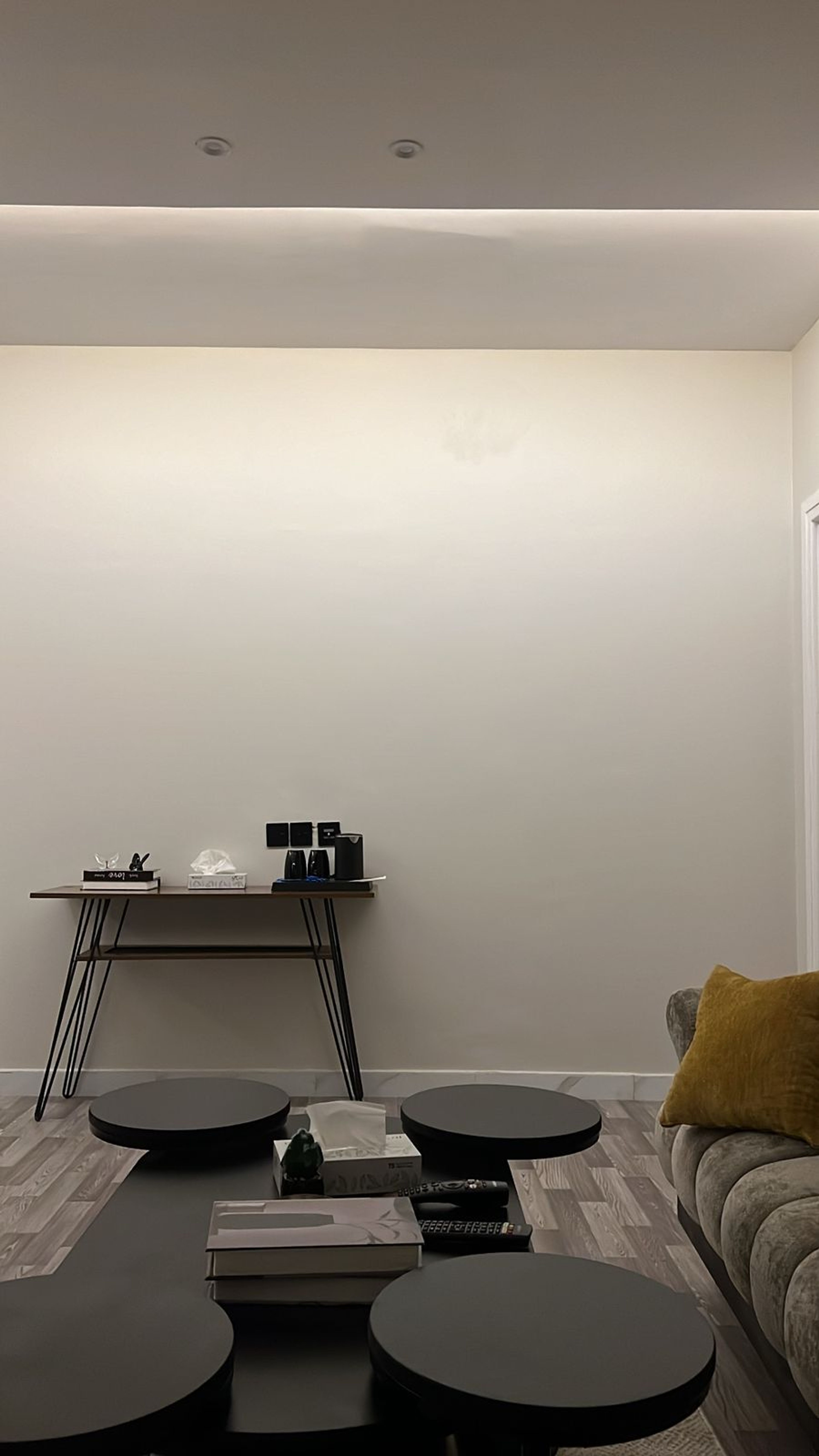 https://img.gathern.co/1400x0/1/jyinkjnKJq-6bxgTVFQ6xr5FkOCxo7Dg.jpeg