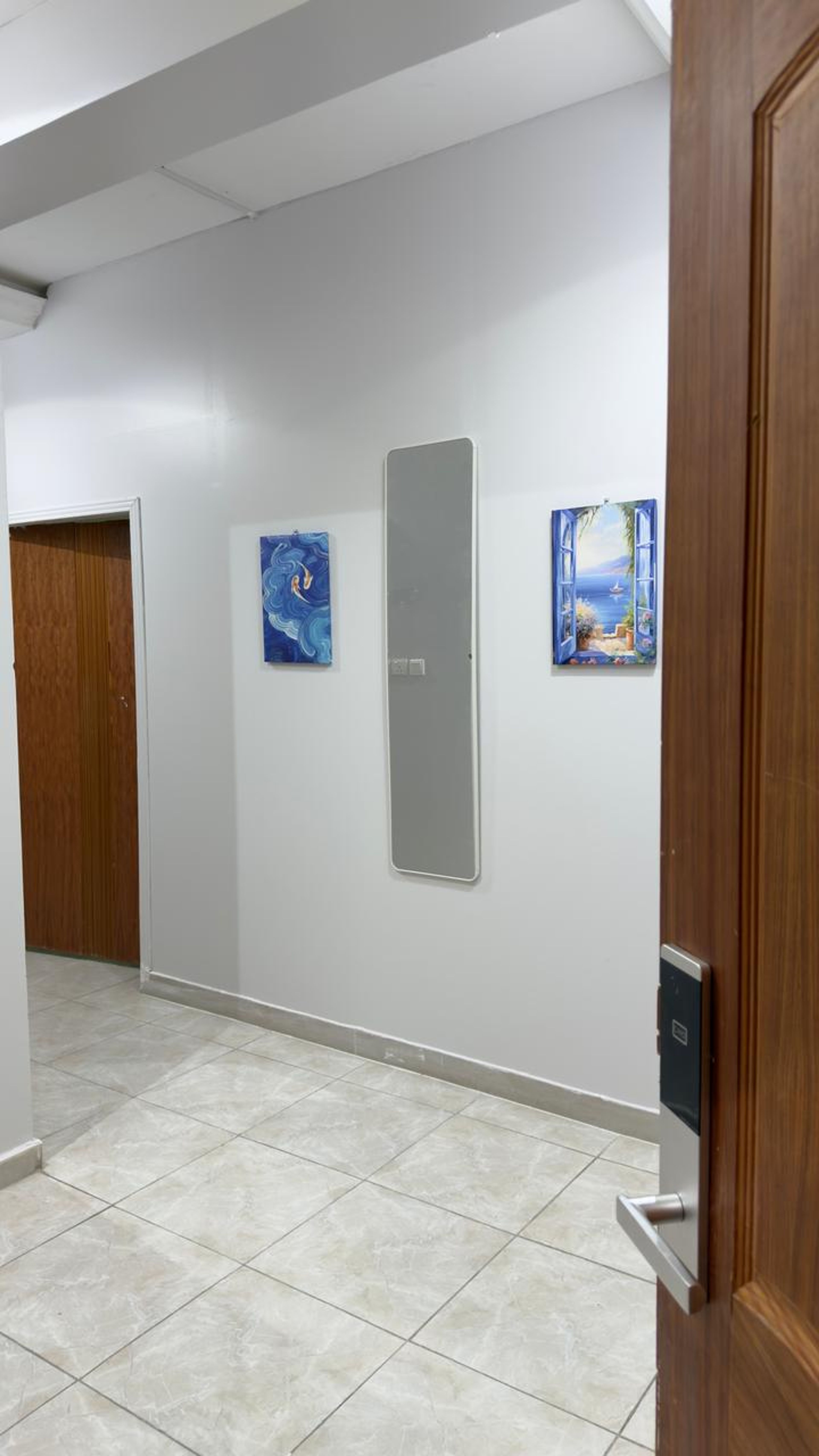 https://img.gathern.co/1400x0/1/kM6_vkafUguo5W2P7q0xvdinEGVN6jiH.jpeg