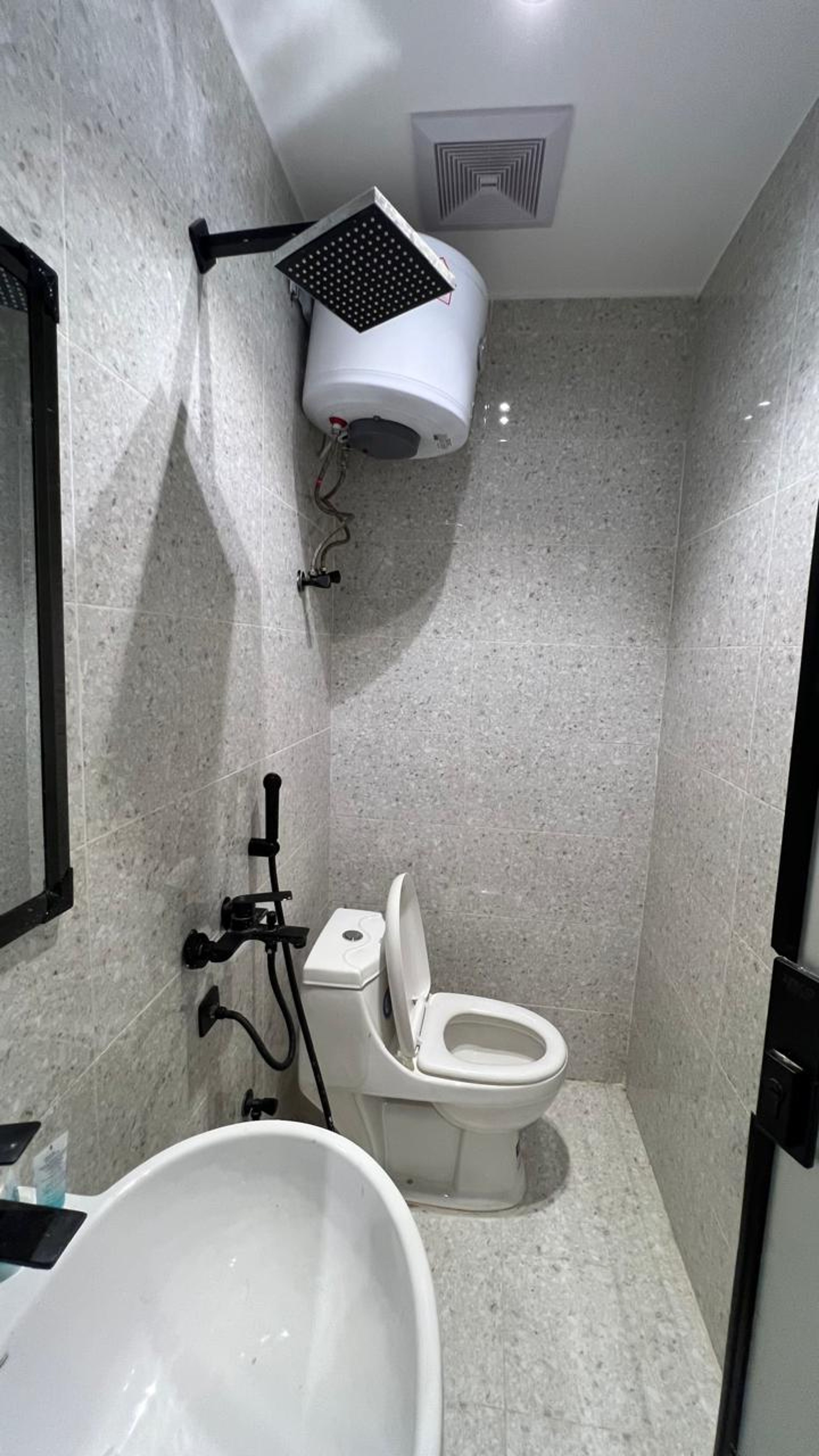 https://img.gathern.co/1400x0/1/kdwMWO0RAEJ4-HAtNCNC4NhSeT7XLb9w.jpg