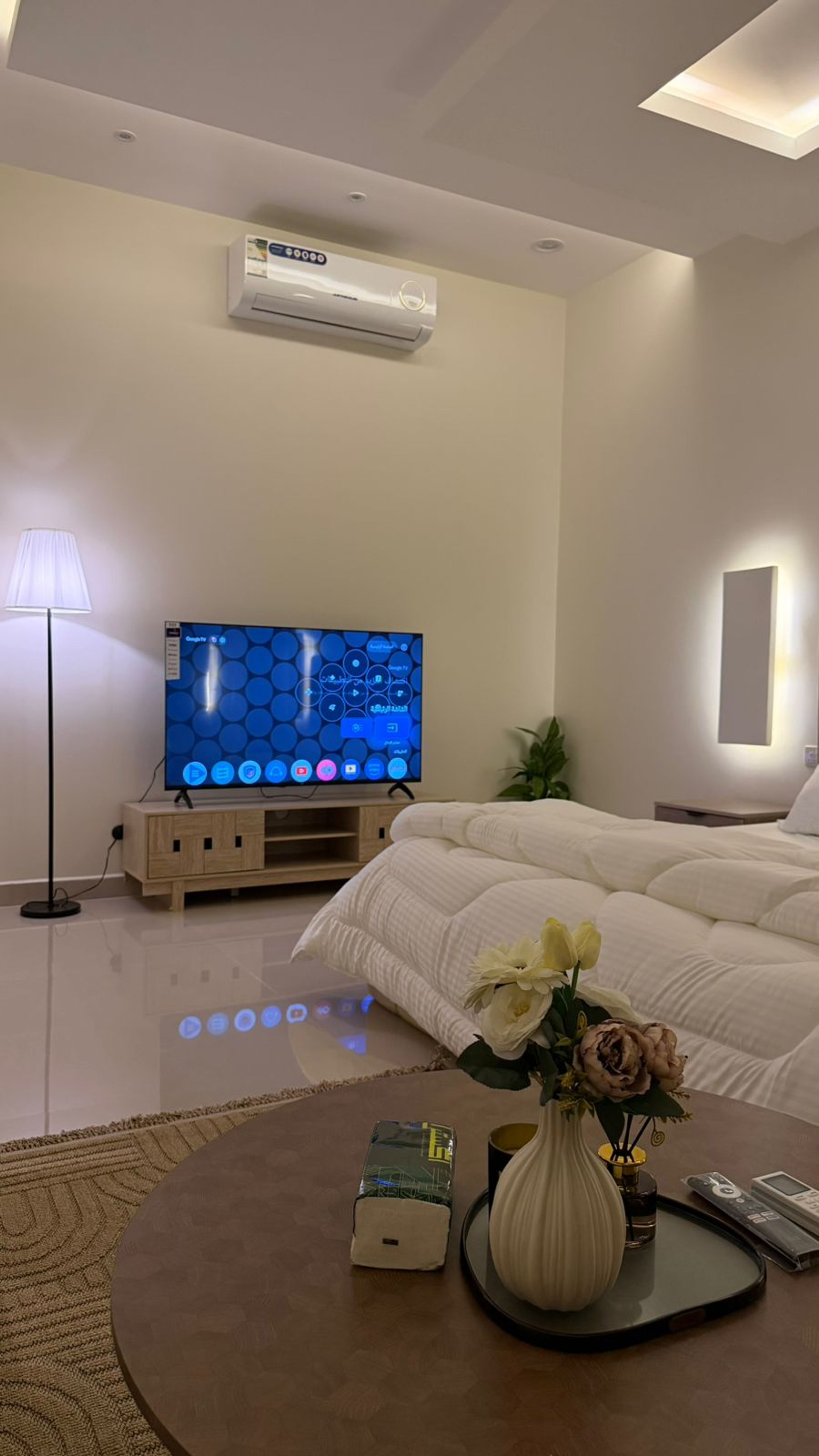 https://img.gathern.co/1400x0/1/kjP5bI-a8_Xh4Ceu3g5mRco3TU2FOGB0.jpeg