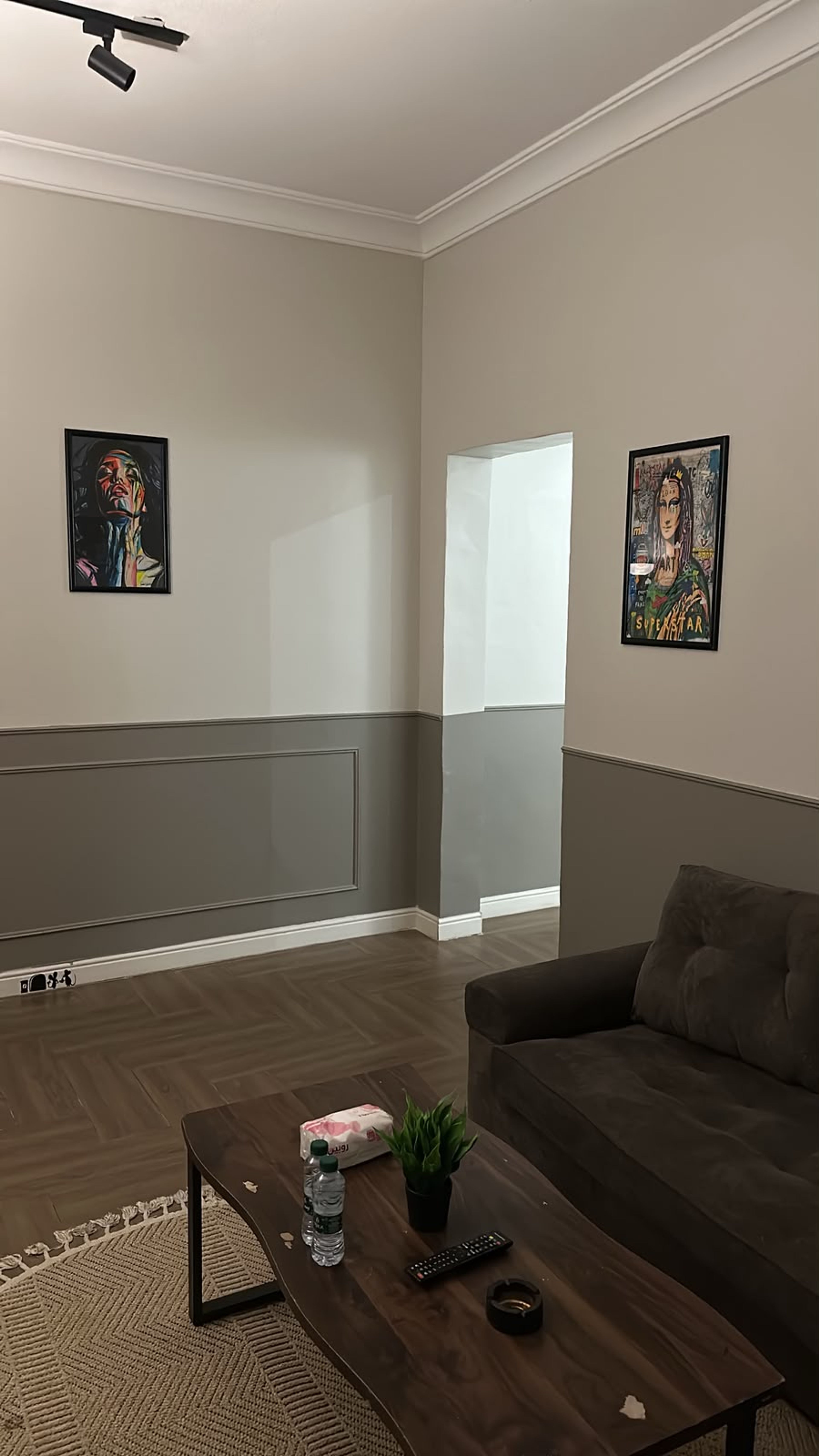 https://img.gathern.co/1024x0/1/kpRtdIT43yE2e2GtrdoSbiESQj1jVm0a.jpeg