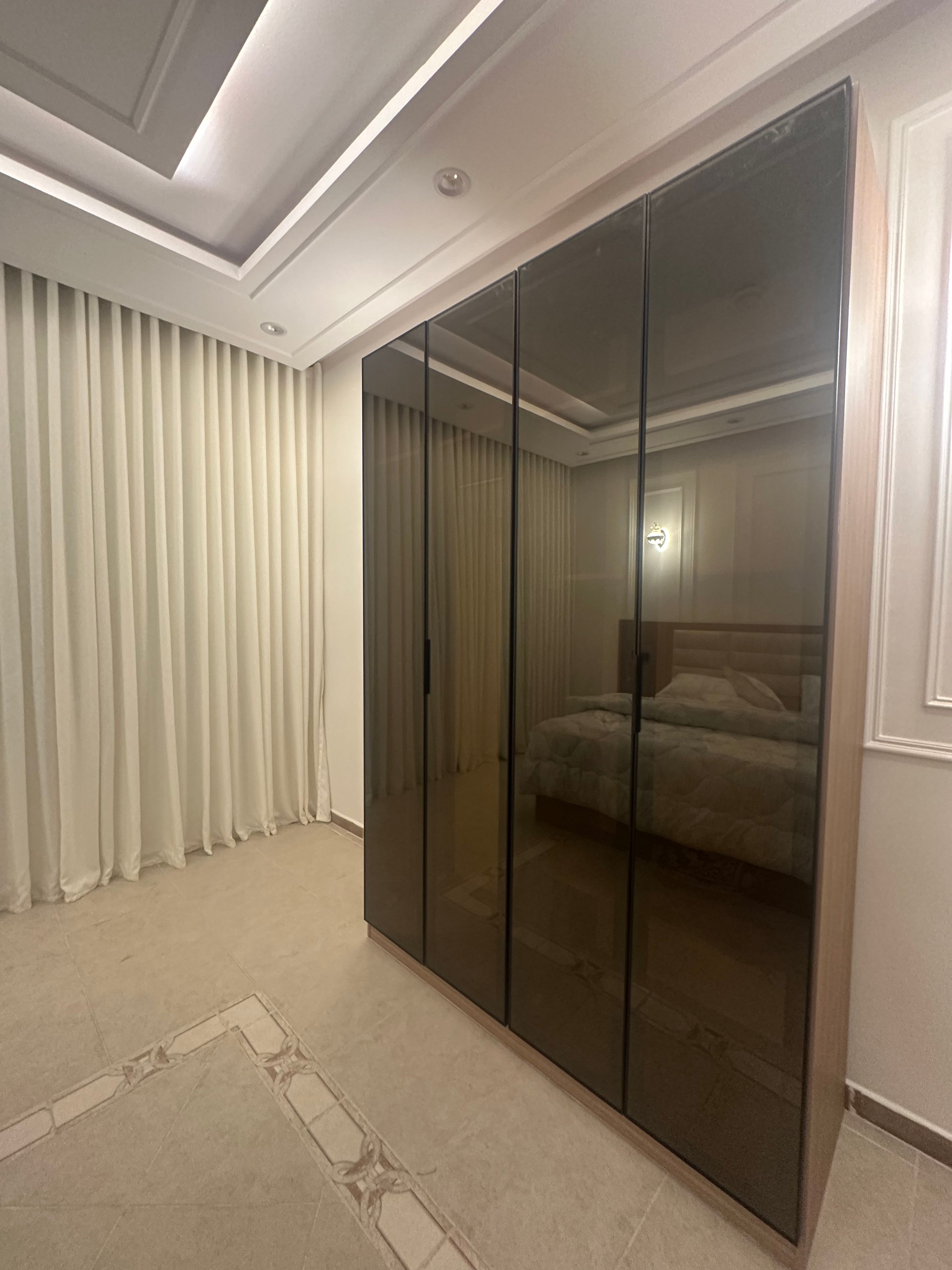 https://img.gathern.co/1400x0/1/ksINR4mm_lzxC5W8Wsga4adOWue2HAUH.jpg