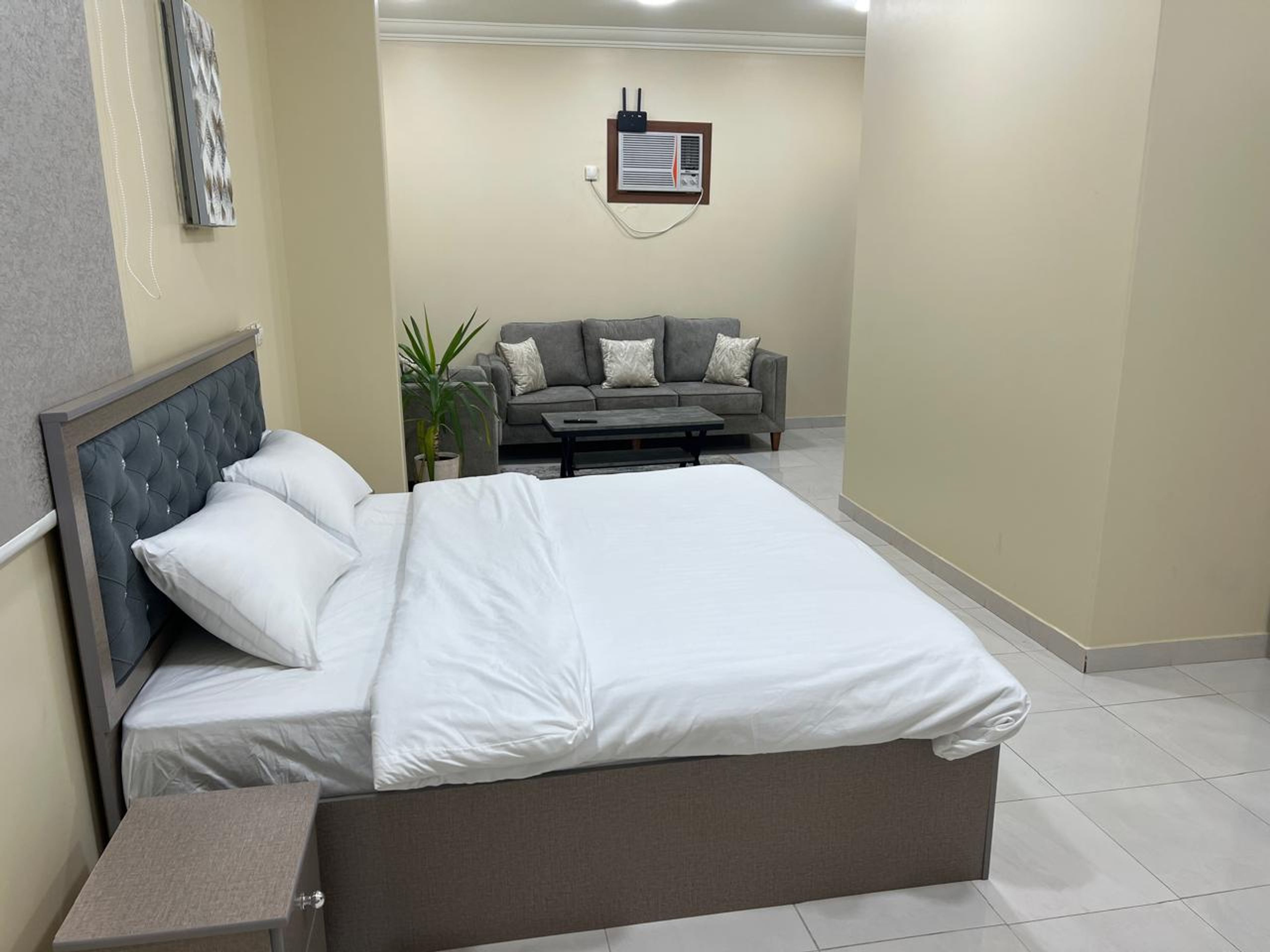 https://img.gathern.co/1024x0/1/l-5OkyalPnjNvm-5npspL6BPMbcDlEJf.jpg