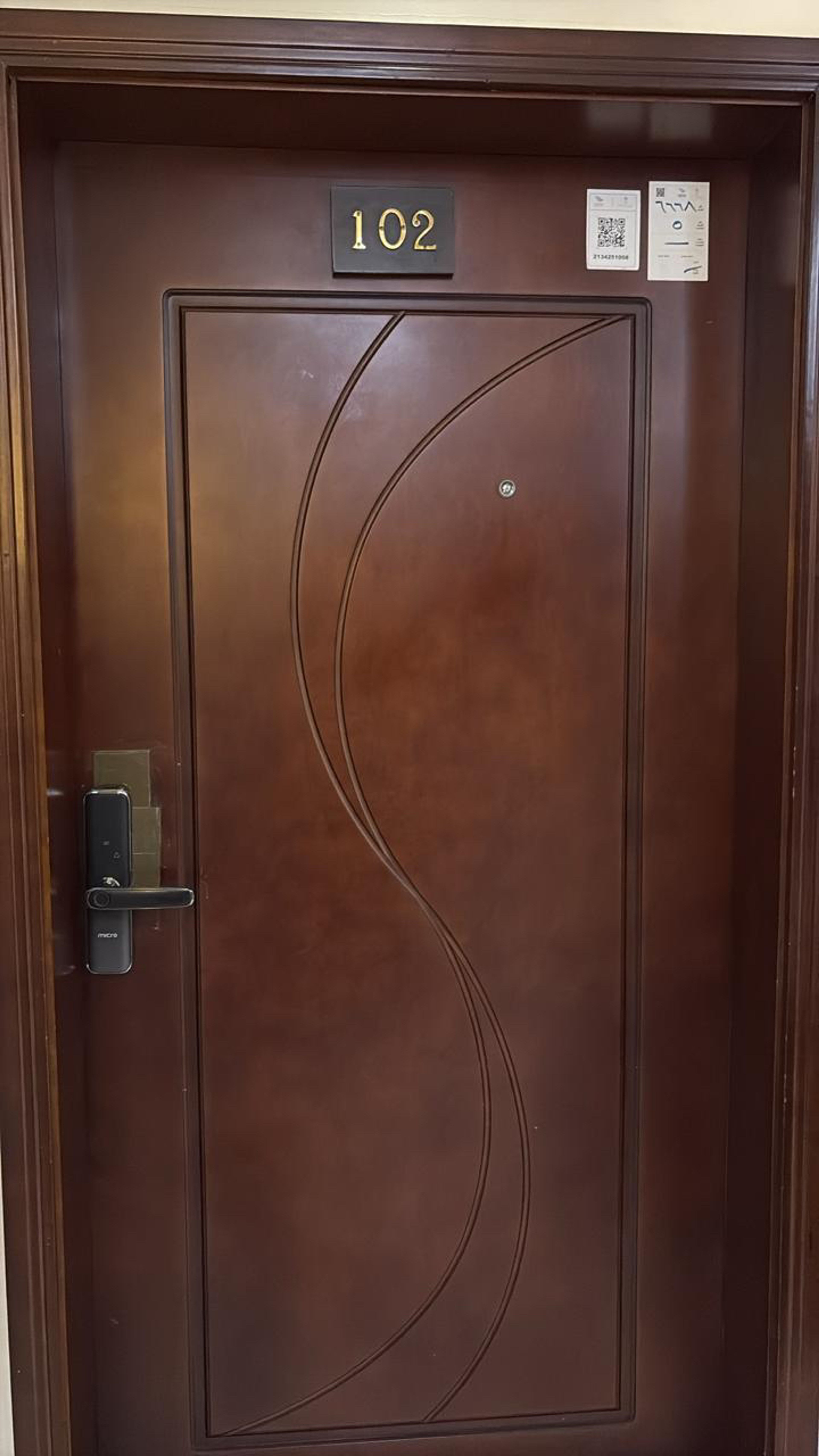 https://img.gathern.co/1400x0/1/l-dqcWDCPvRd8jpJIo1x9q5ddYcc48L8.jpg