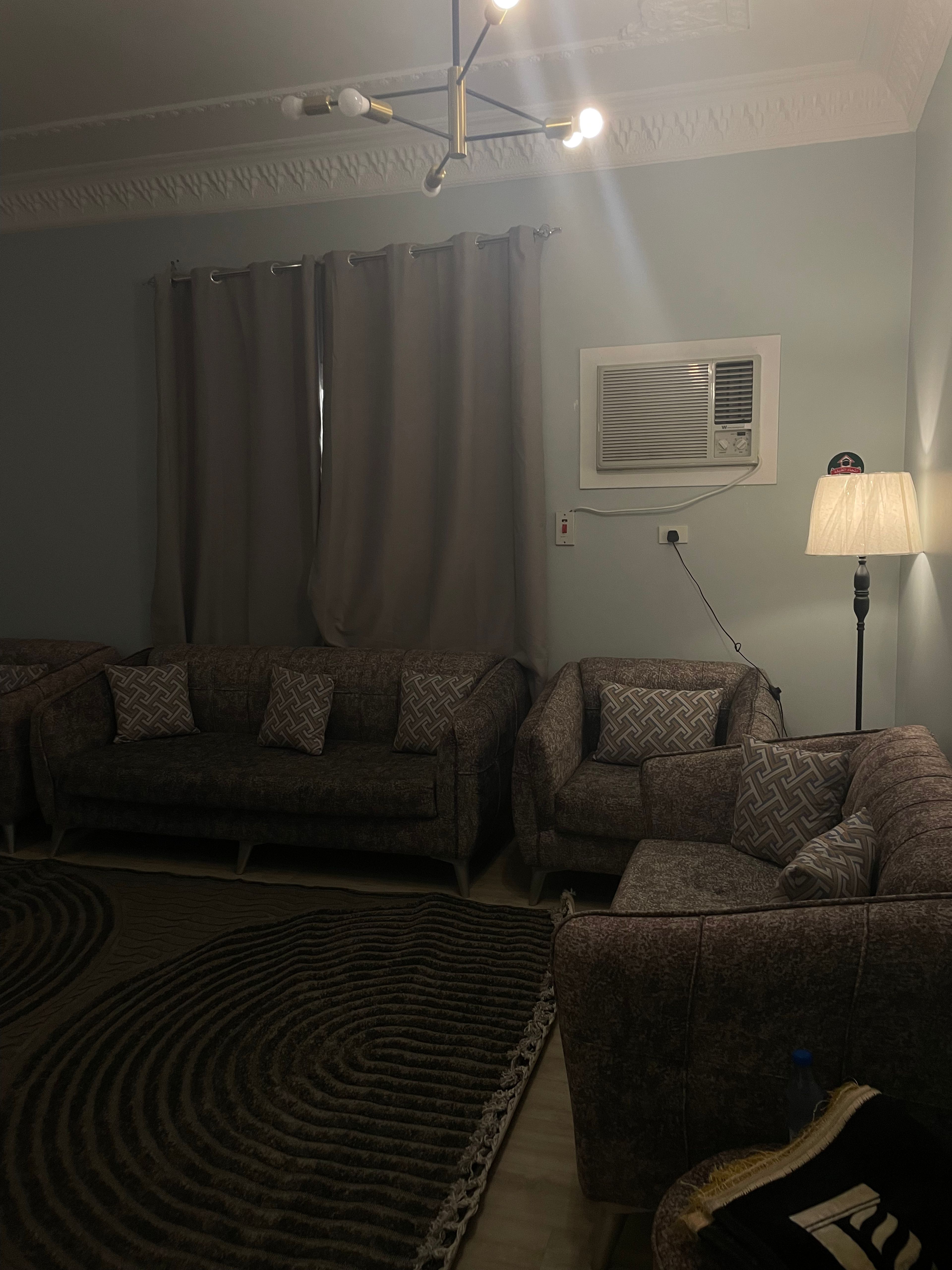 https://img.gathern.co/1024x0/1/lDVvludDYmjF0xq-xn0Ow5RhRdWfsXf6.jpg