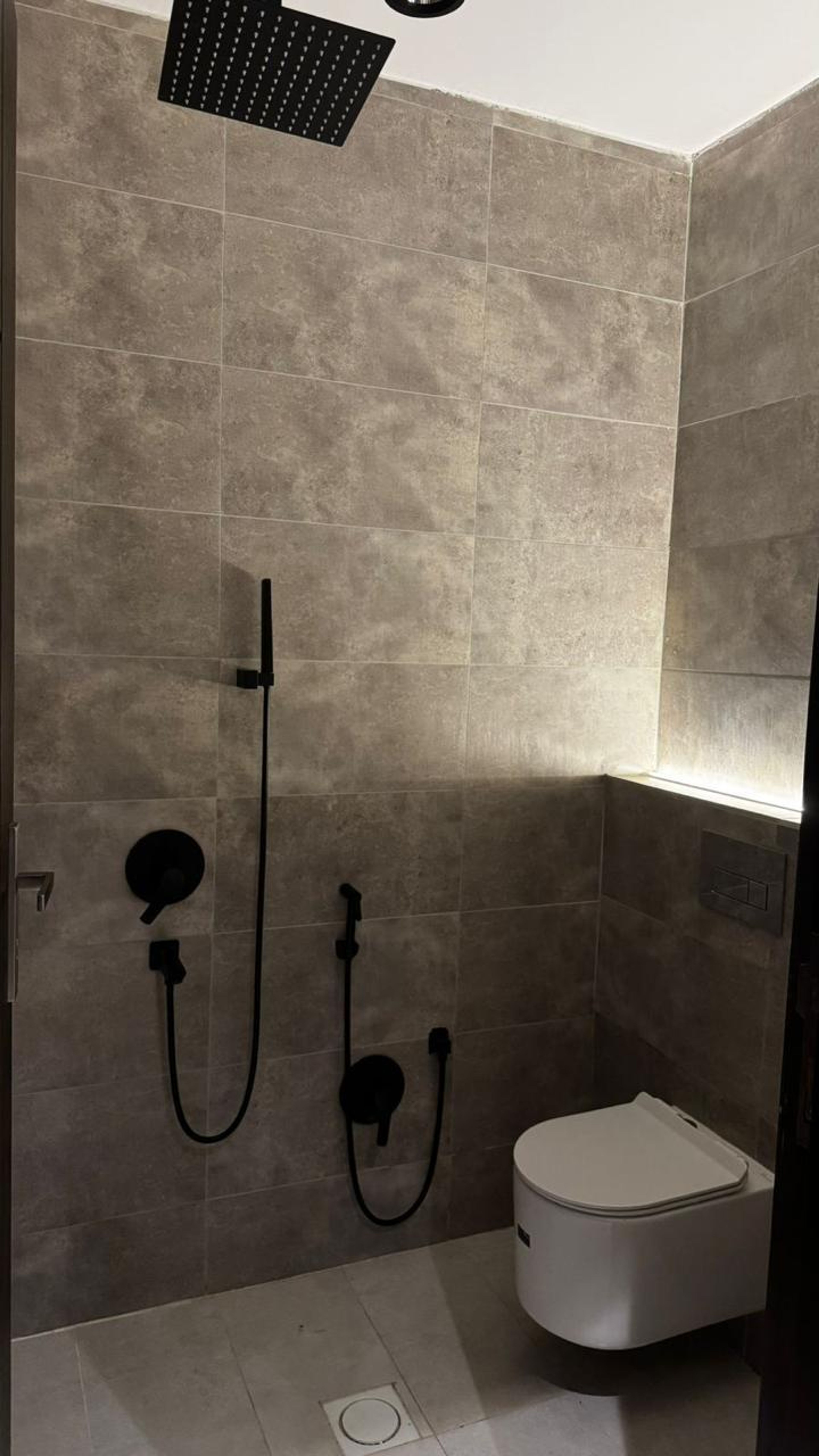 https://img.gathern.co/1400x0/1/lGgooOZtTPlX-RXeLPhrnTK1hZa0nI0j.jpg