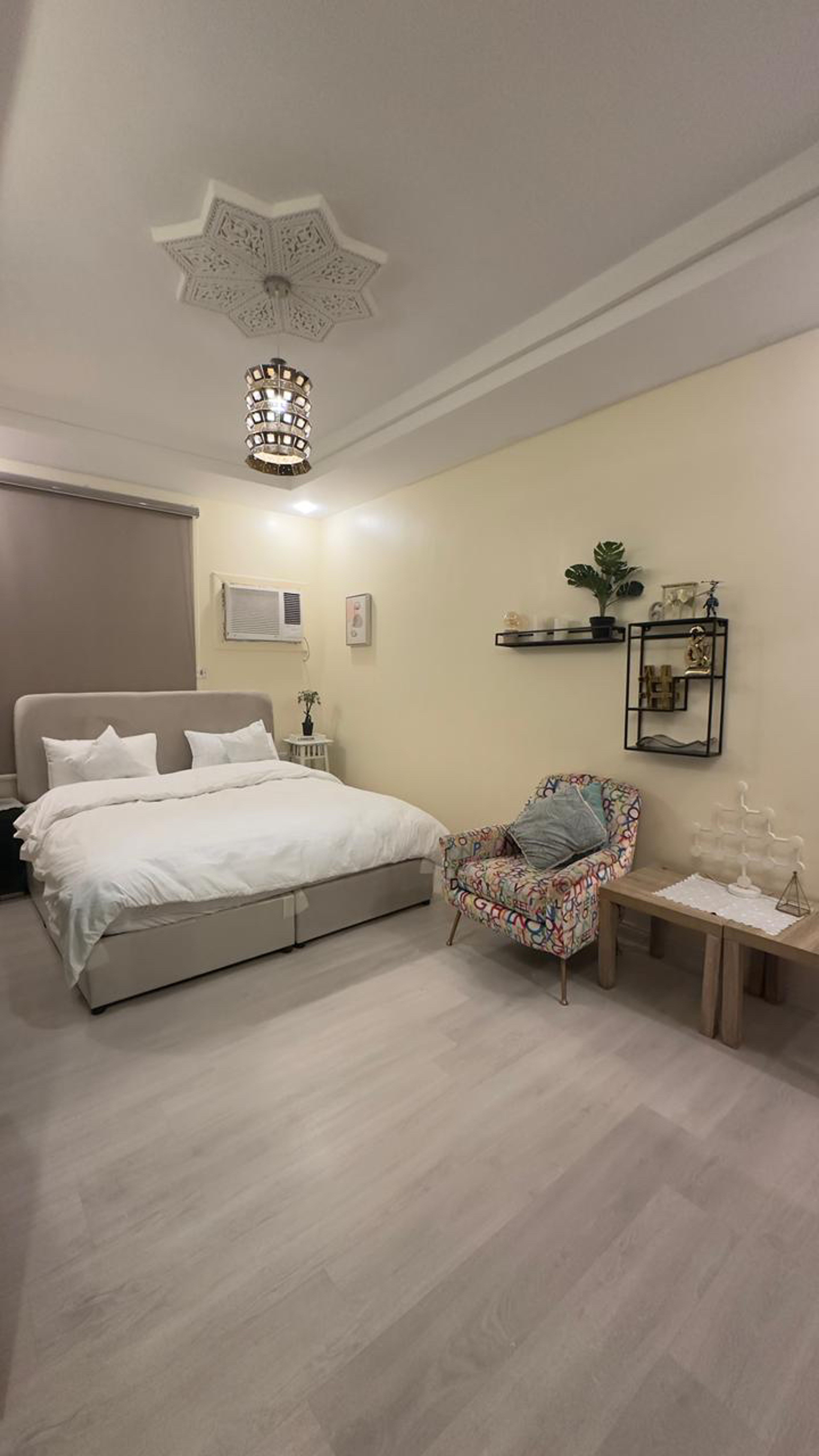 https://img.gathern.co/1024x0/1/lJHnAvg4Z4xIdP3OGp3PN8IbMwjVxVyY.jpg