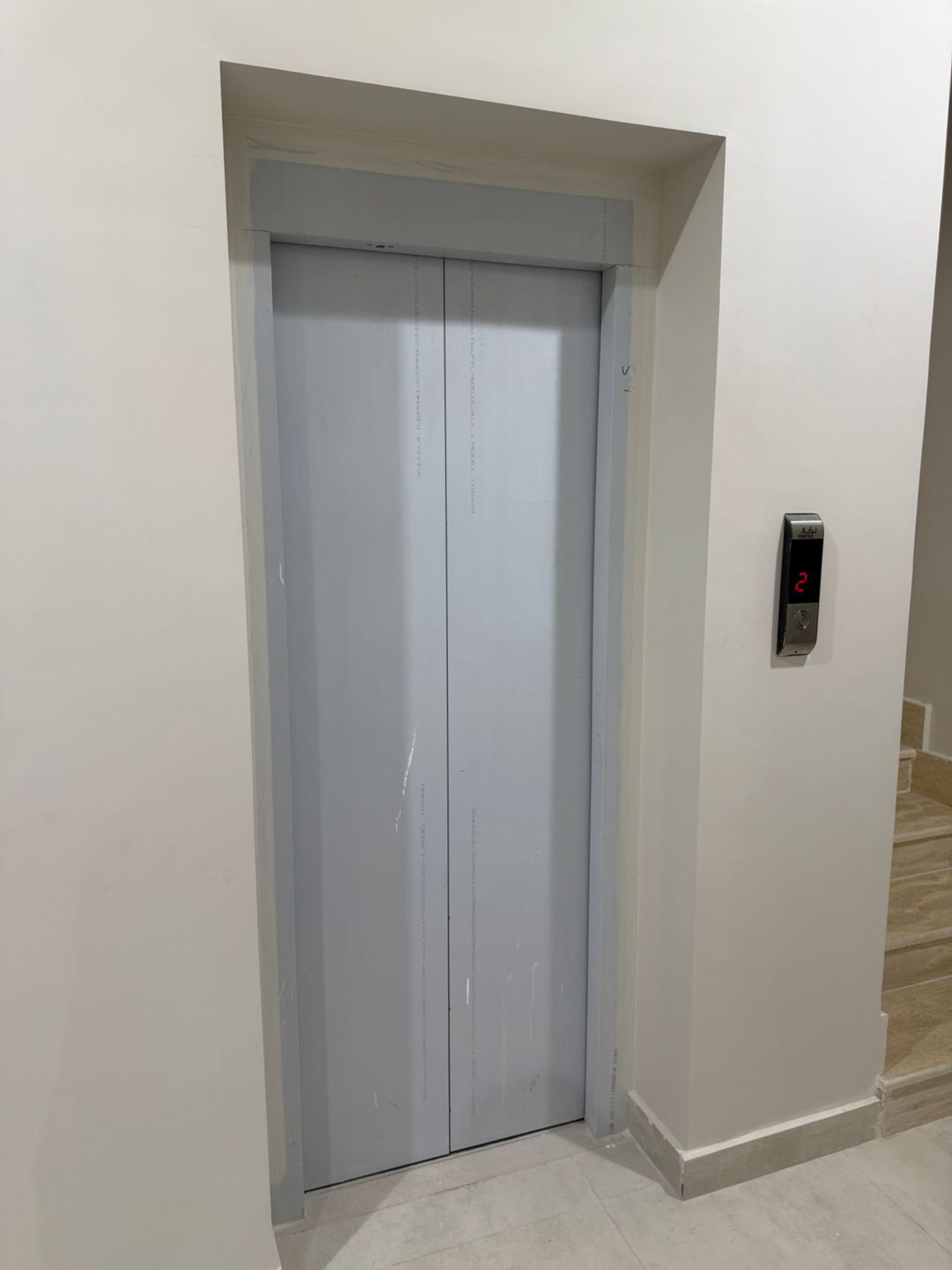 https://img.gathern.co/1024x0/1/lKWIzh7RXsW_7FawhgQ3Q6wWY8mCZ2nz.jpg