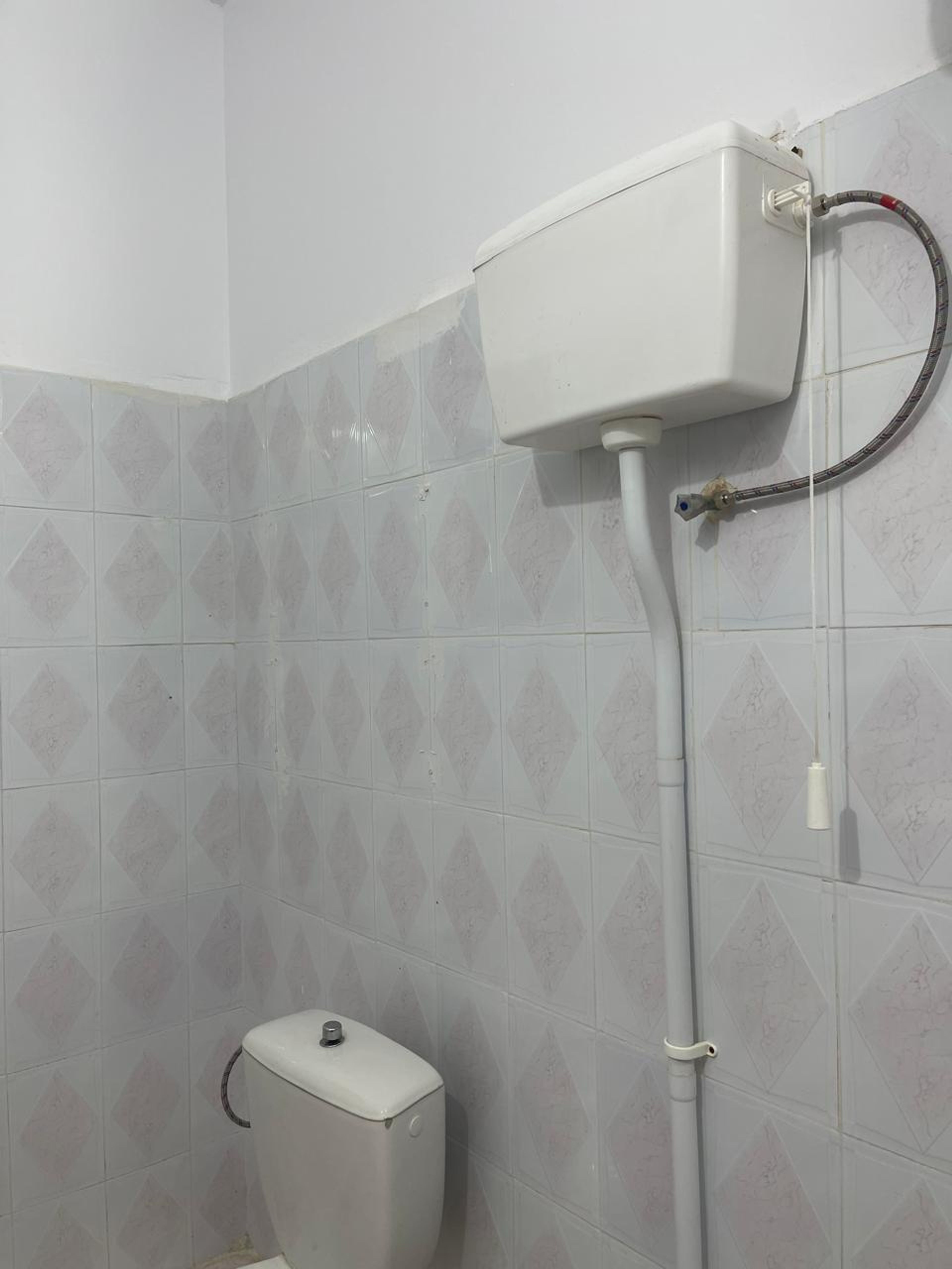 https://img.gathern.co/1024x0/1/lRxobn5MrnQE61-6dzOlicvAlGEcA5MK.jpeg