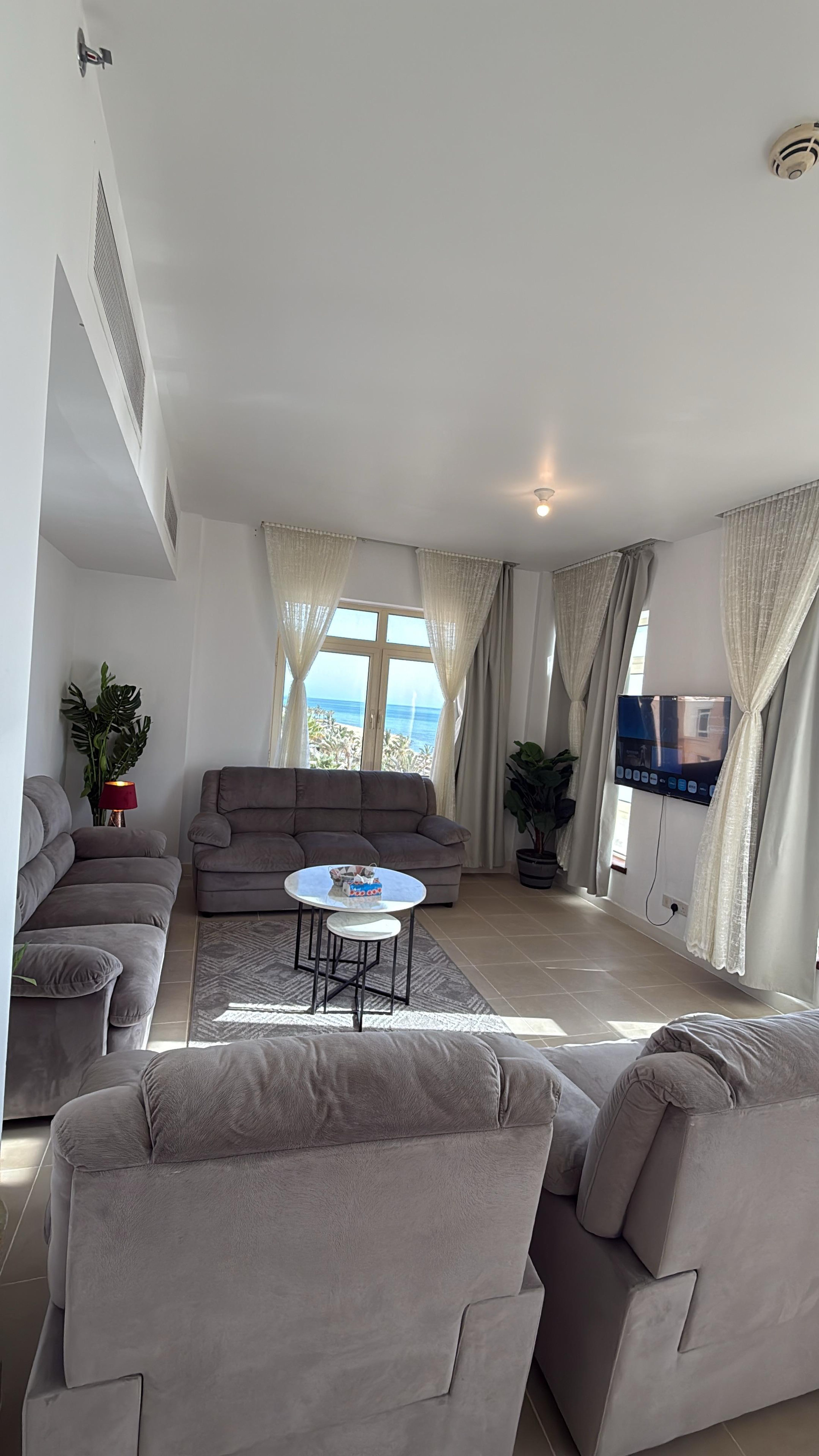 https://img.gathern.co/1400x0/1/lT-ygf9tD-ocLXwtIxZEAOX_gxNMV3uN.jpg