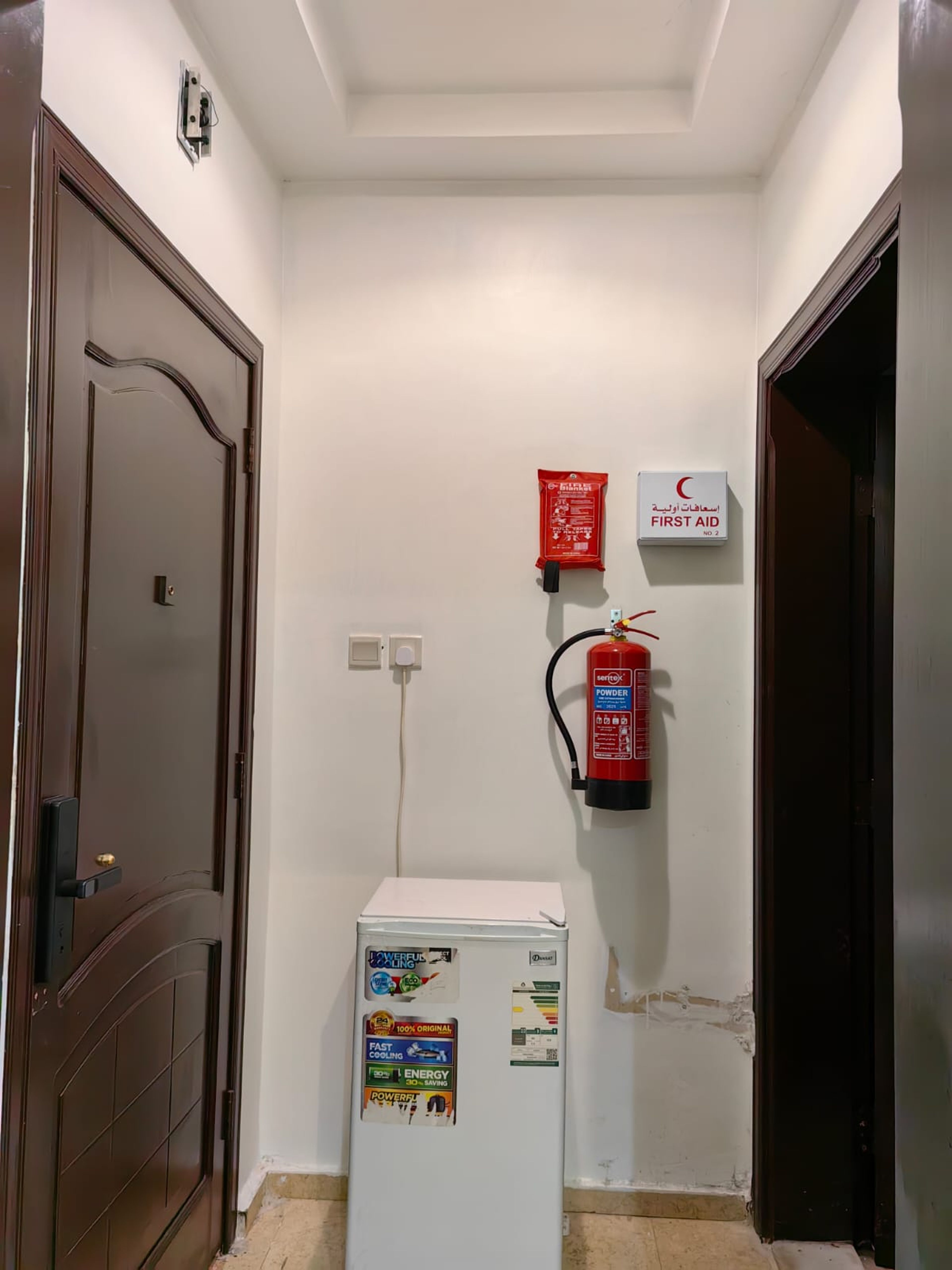 https://img.gathern.co/1400x0/1/lXtswaudPNPb07HIt2cQrEtrtyczWZV_.jpeg