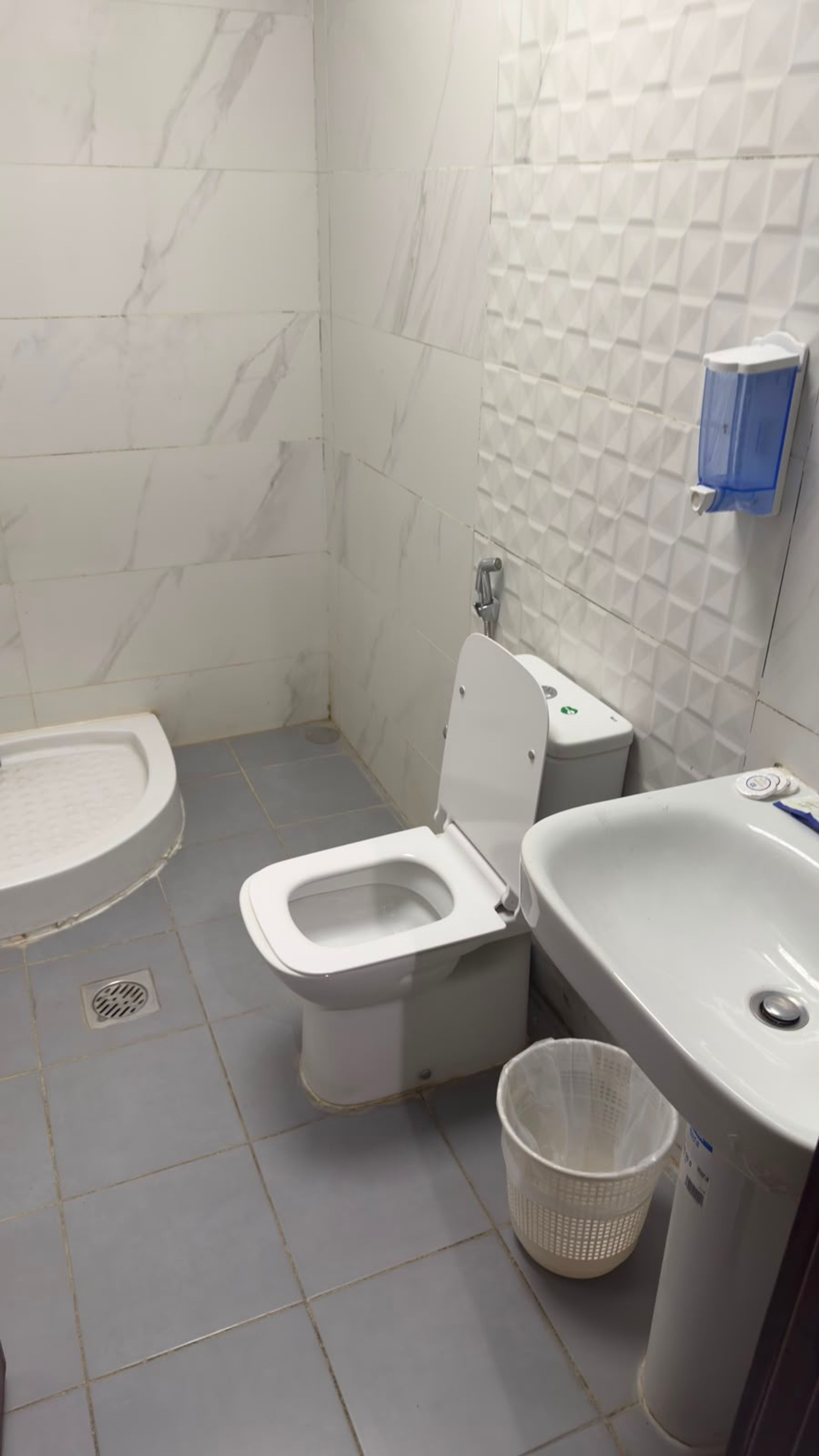 https://img.gathern.co/1024x0/1/lbnb3yvRtivhsuCFPVN0wjOIZWhBEVMo.jpeg
