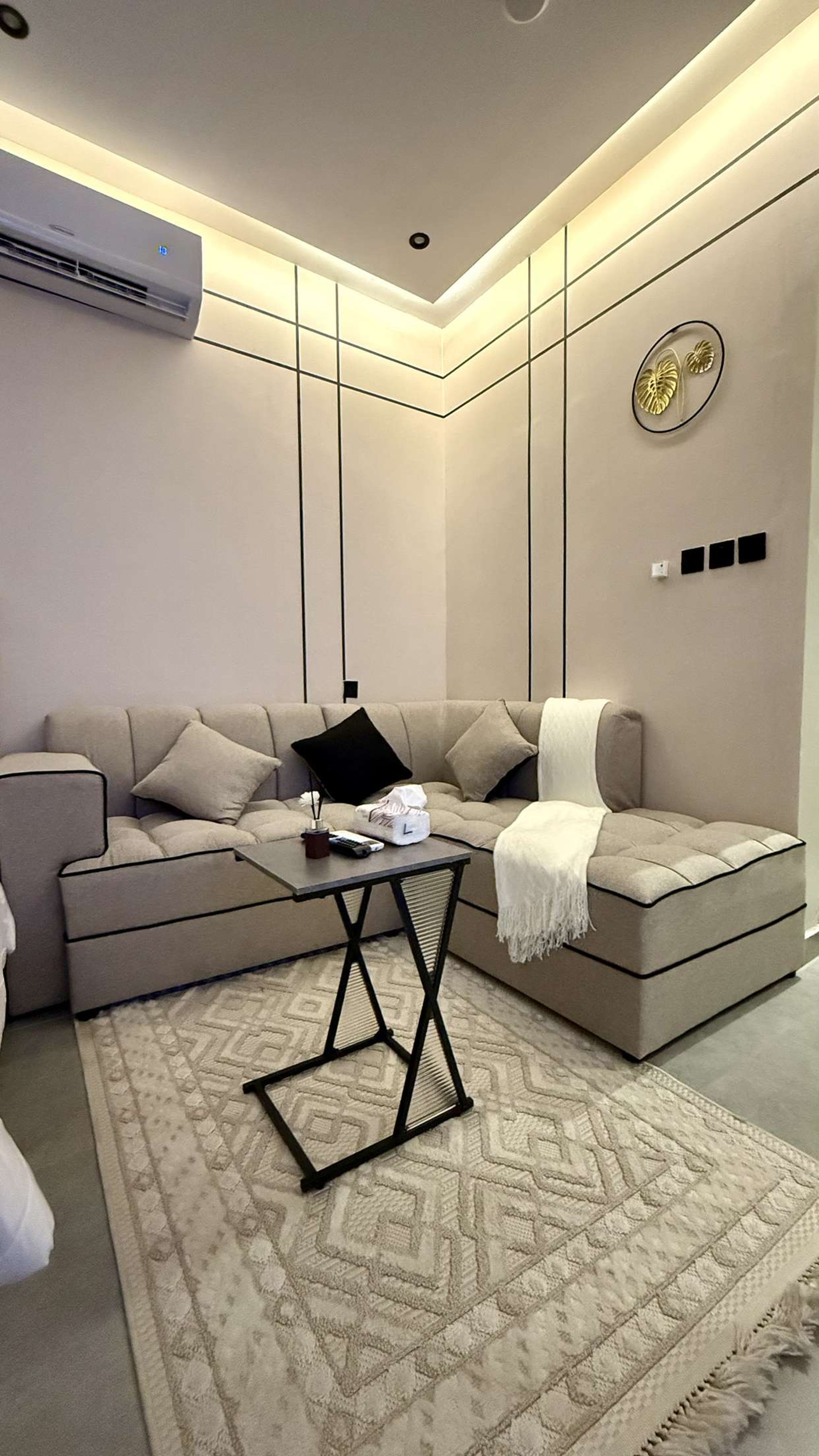 https://img.gathern.co/1400x0/1/m7iX1-krg-3avxPmUUnGYu5UaFKCu1xN.jpg