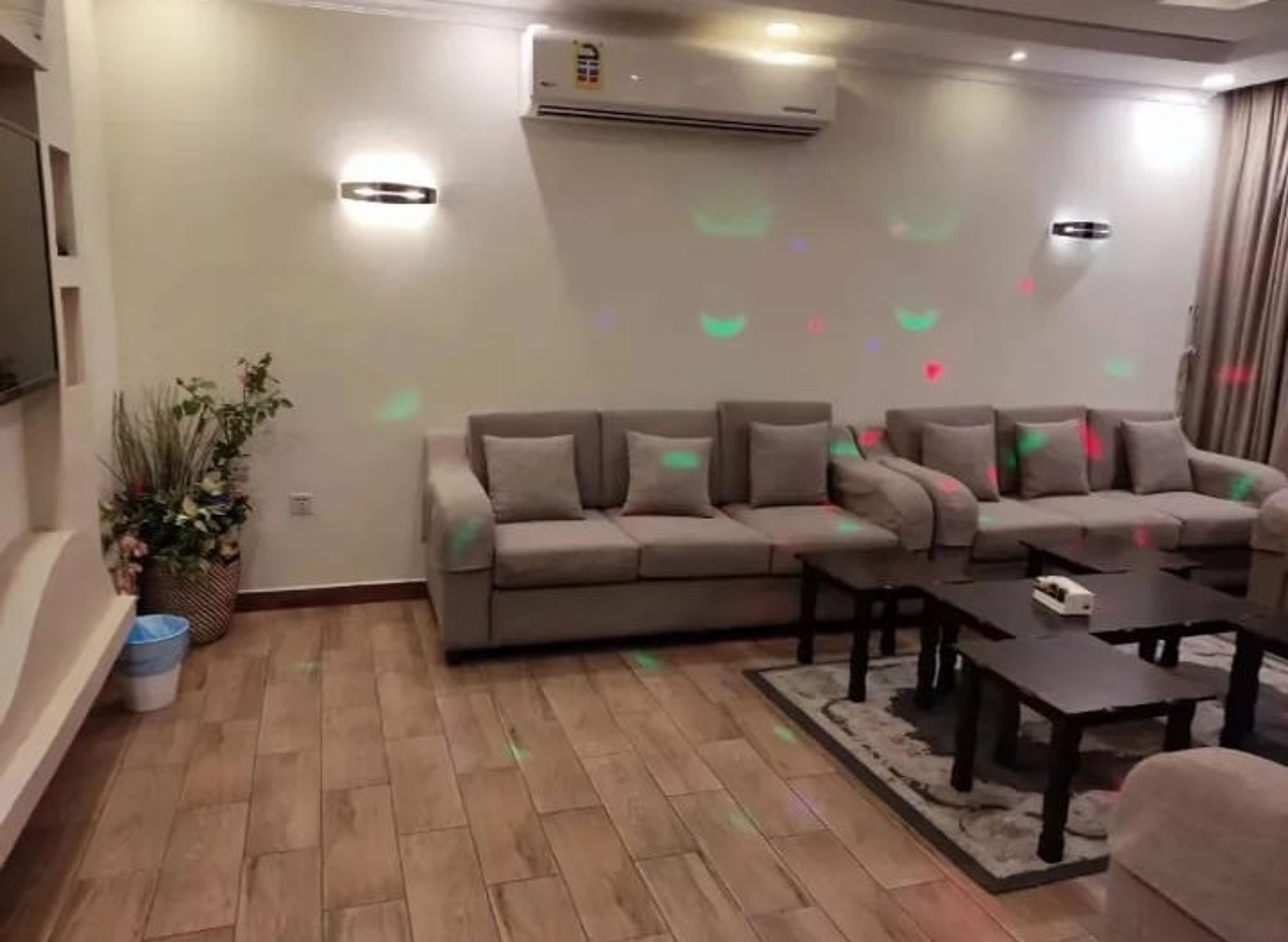 https://img.gathern.co/1400x0/1/mksJc9GYxobqmRhVej0__faxys_C3JhX.jpeg