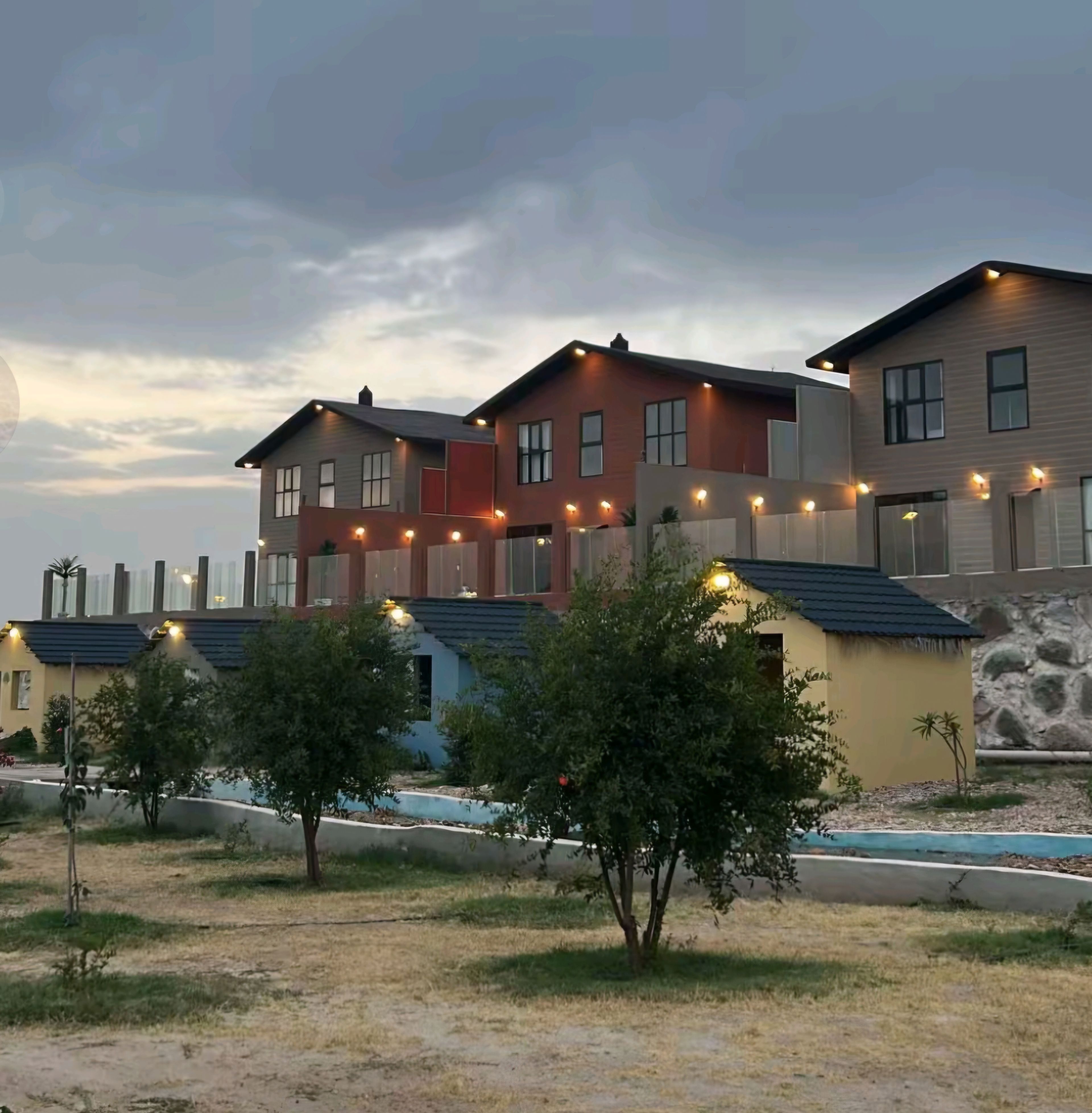 https://img.gathern.co/1024x0/1/mlsLBDvmrcOfkggSQDcjM0zqeLUihb67.jpg