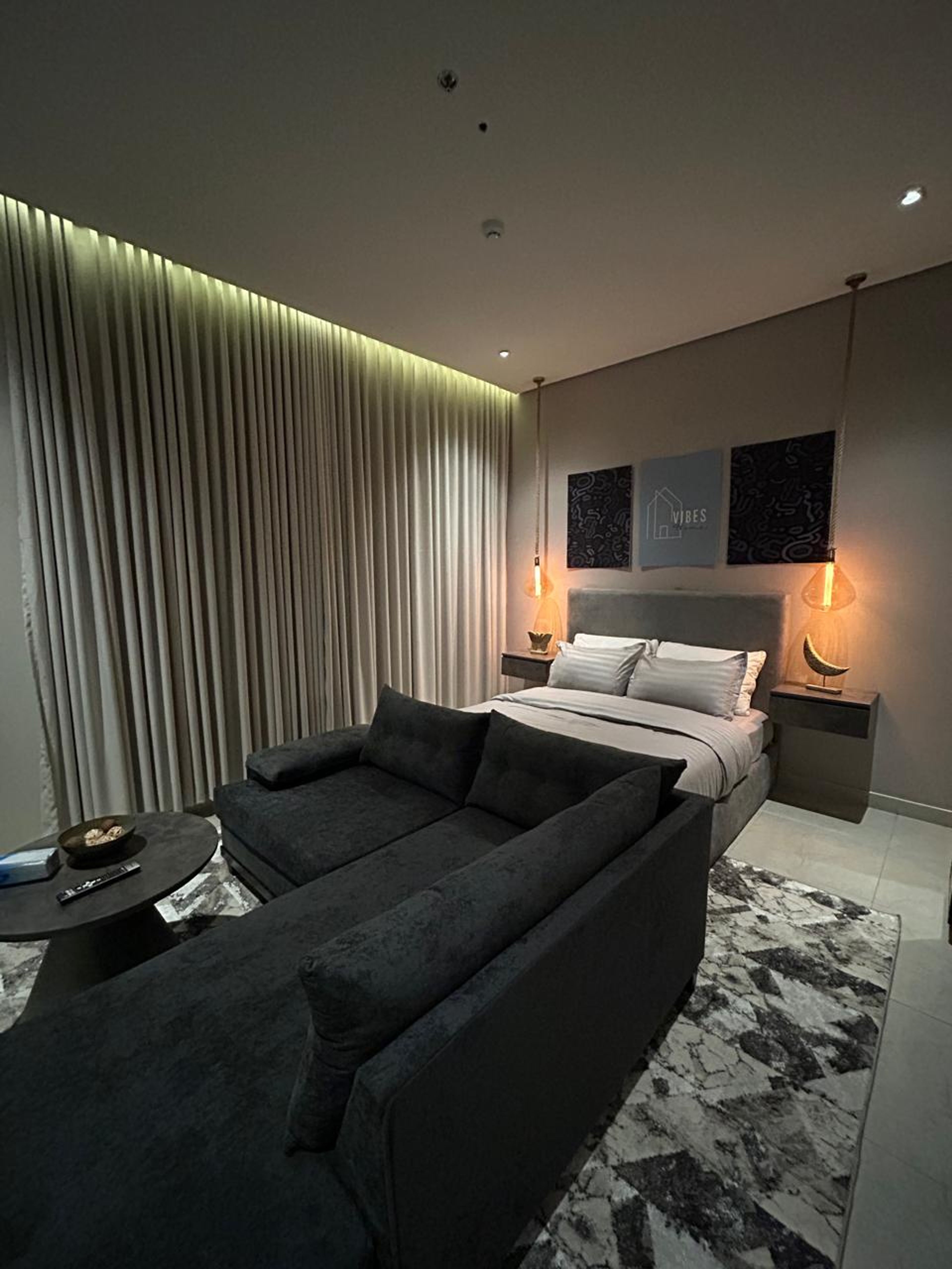 https://img.gathern.co/1400x0/1/nARDuaWQQWaUcJm3CUYPi70vBypQXotI.jpeg