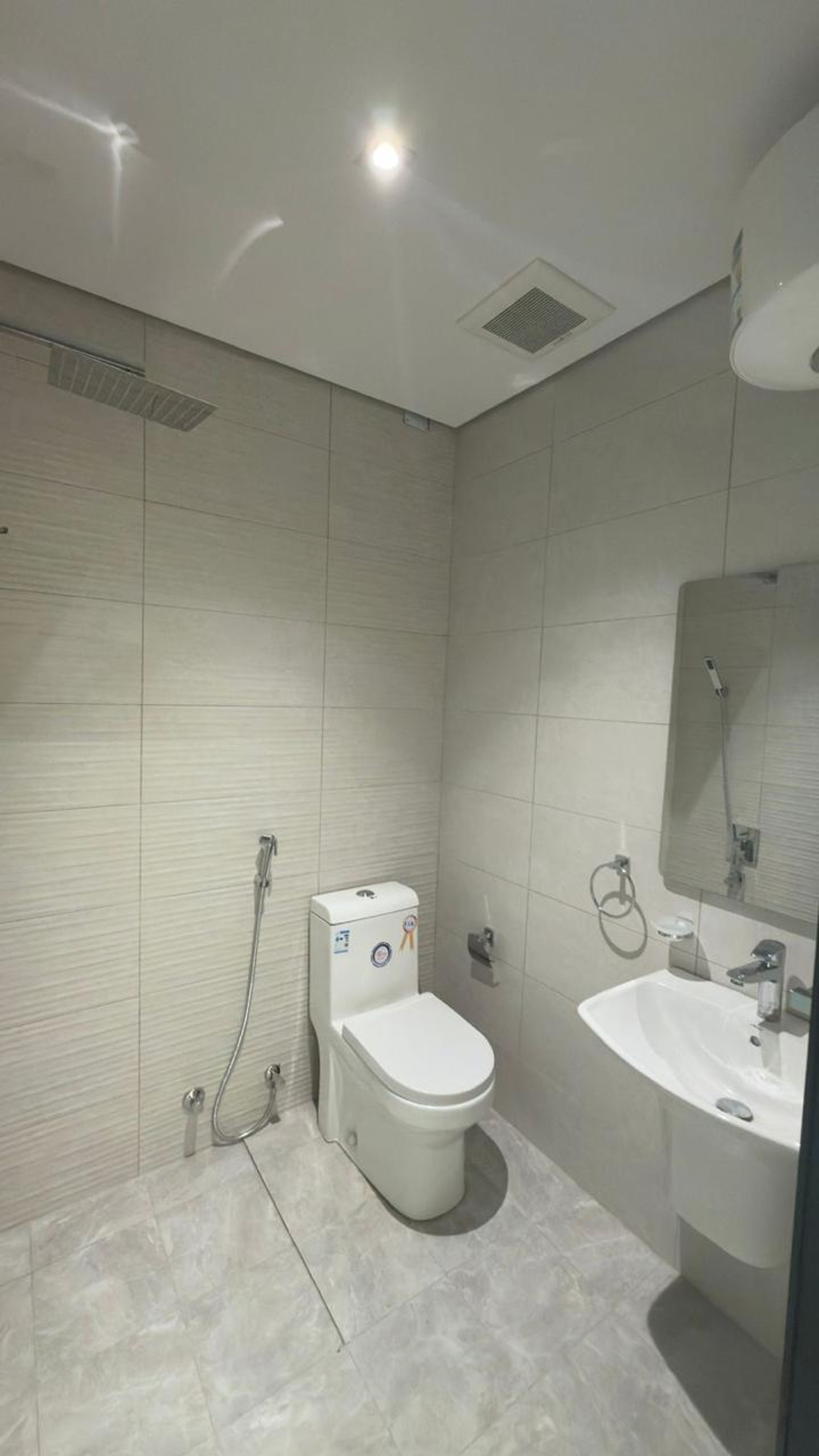 https://img.gathern.co/1400x0/1/nGYlTFDwgjE6Mmikk_6TRxAdt8PXcP2G.jpeg