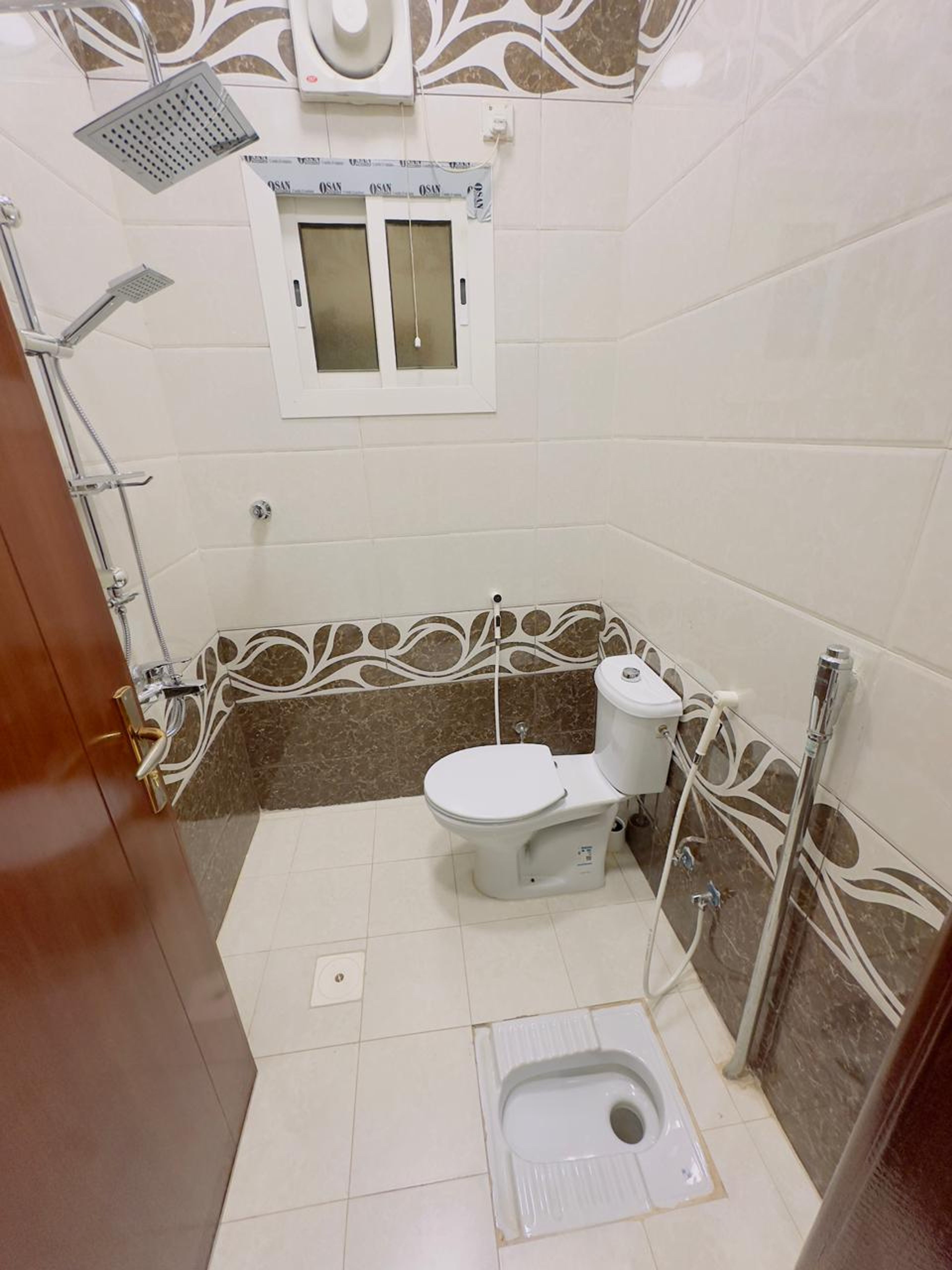 https://img.gathern.co/1400x0/1/nbjRd3QOgUP5XSkwAt8q_sjluCB3B9_S.jpeg