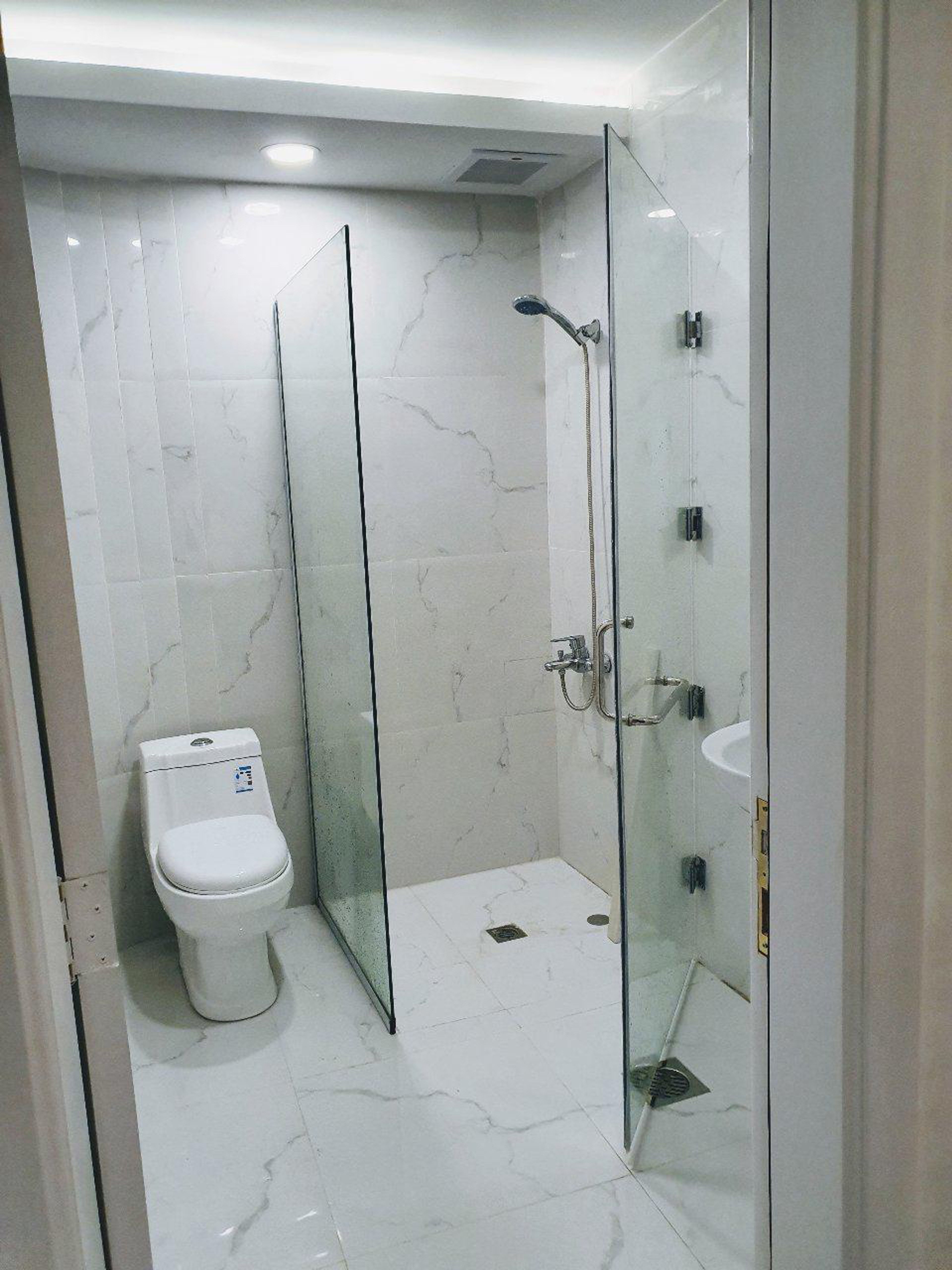 https://img.gathern.co/1400x0/1/niYtas3Ubm4d8oWutCa2EtX7gRwYbaXM.jpg