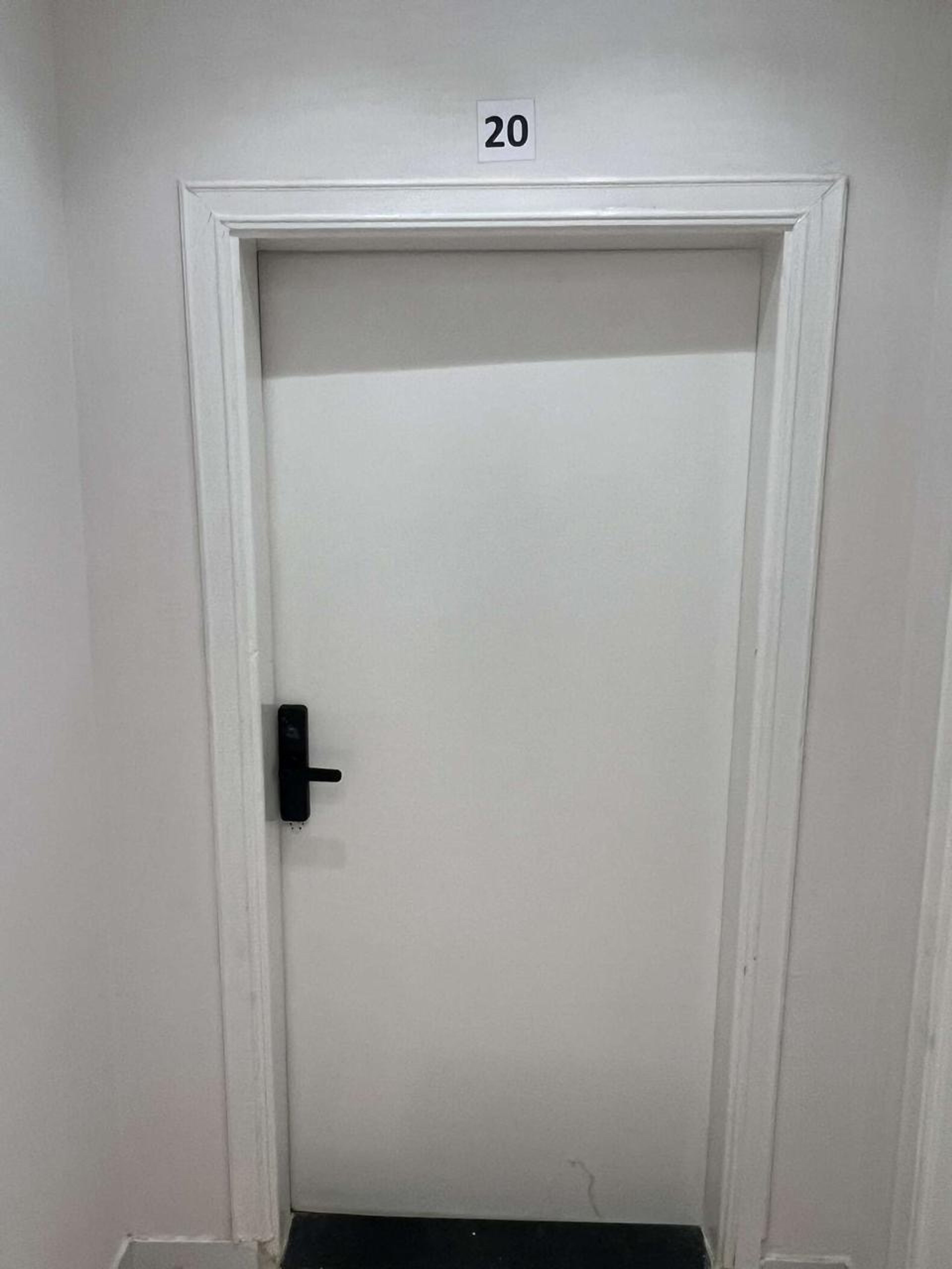 https://img.gathern.co/1400x0/1/nlBbFxG-kKOl5ZIJXGZsz4sJ-Gi6Gwux.jpeg