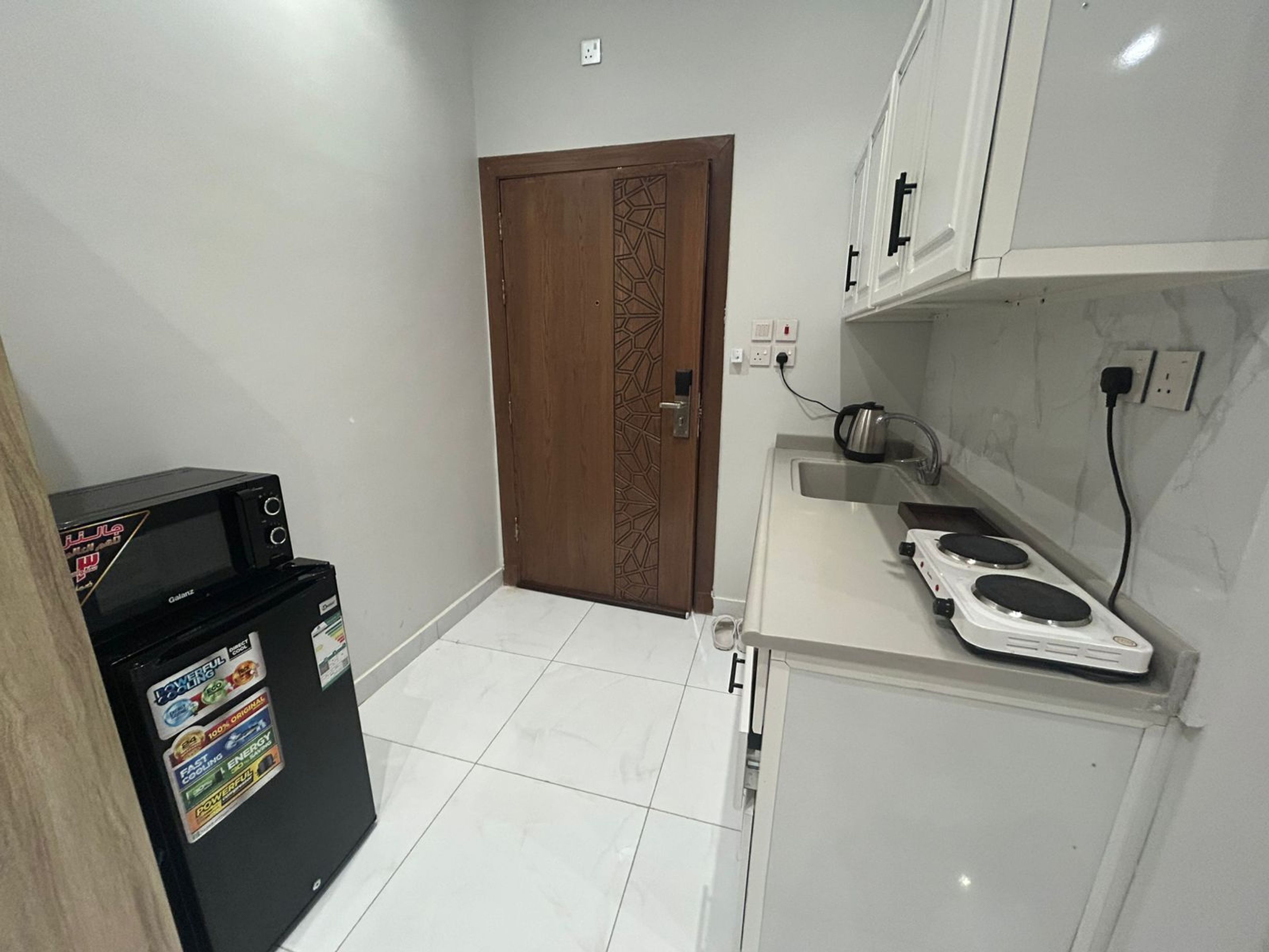 https://img.gathern.co/1400x0/1/oGoe-5j6-ETtCu54wWwd7TWOOQAxpGW8.jpeg