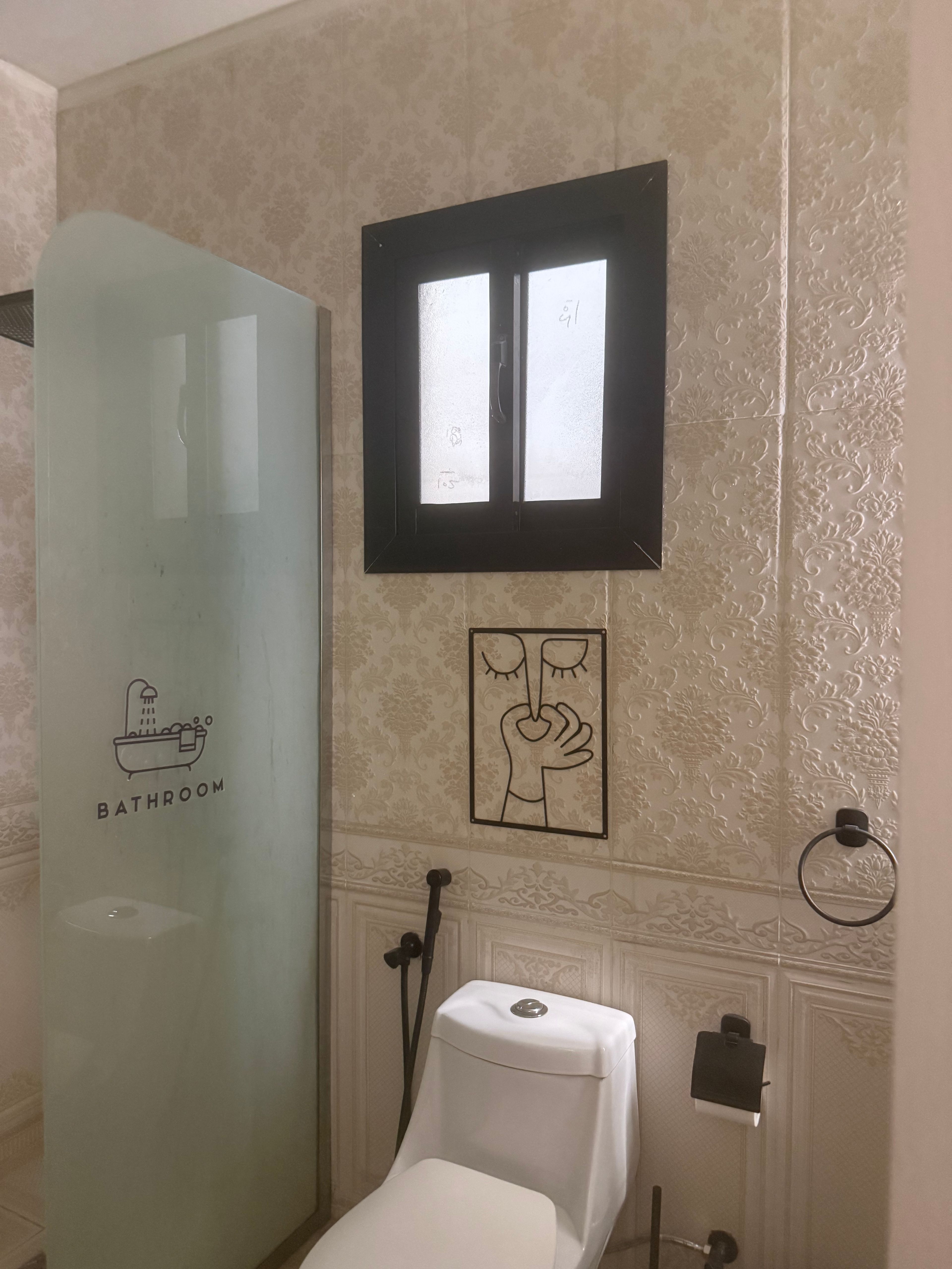 https://img.gathern.co/1400x0/1/oJWr5aevFT-a2_Eu_rVkcBuBakT0kvce.jpg