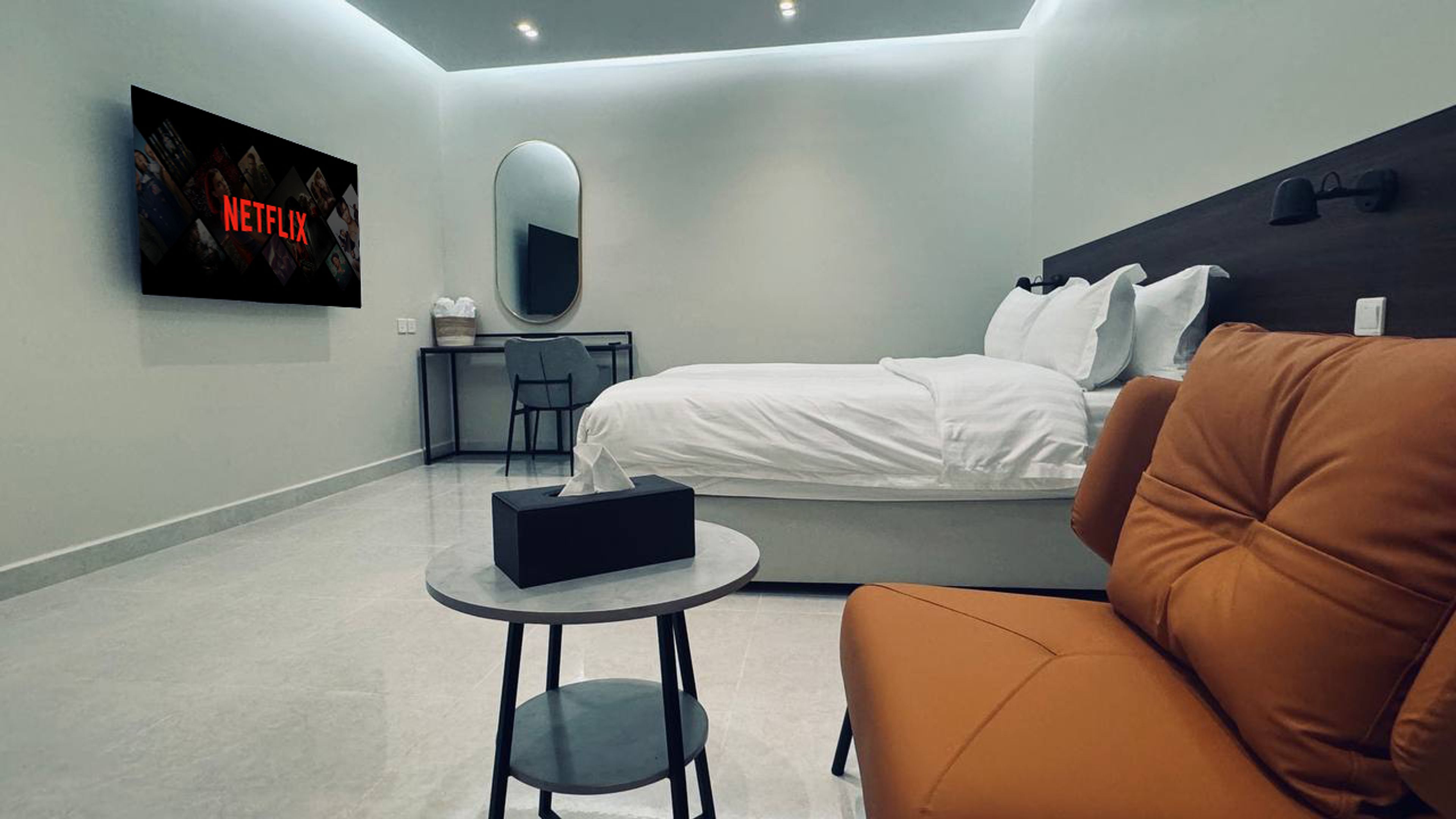 https://img.gathern.co/1400x0/1/opb7W_ho8tpaXUyr_8Ccv-DisJqJODr9.jpg