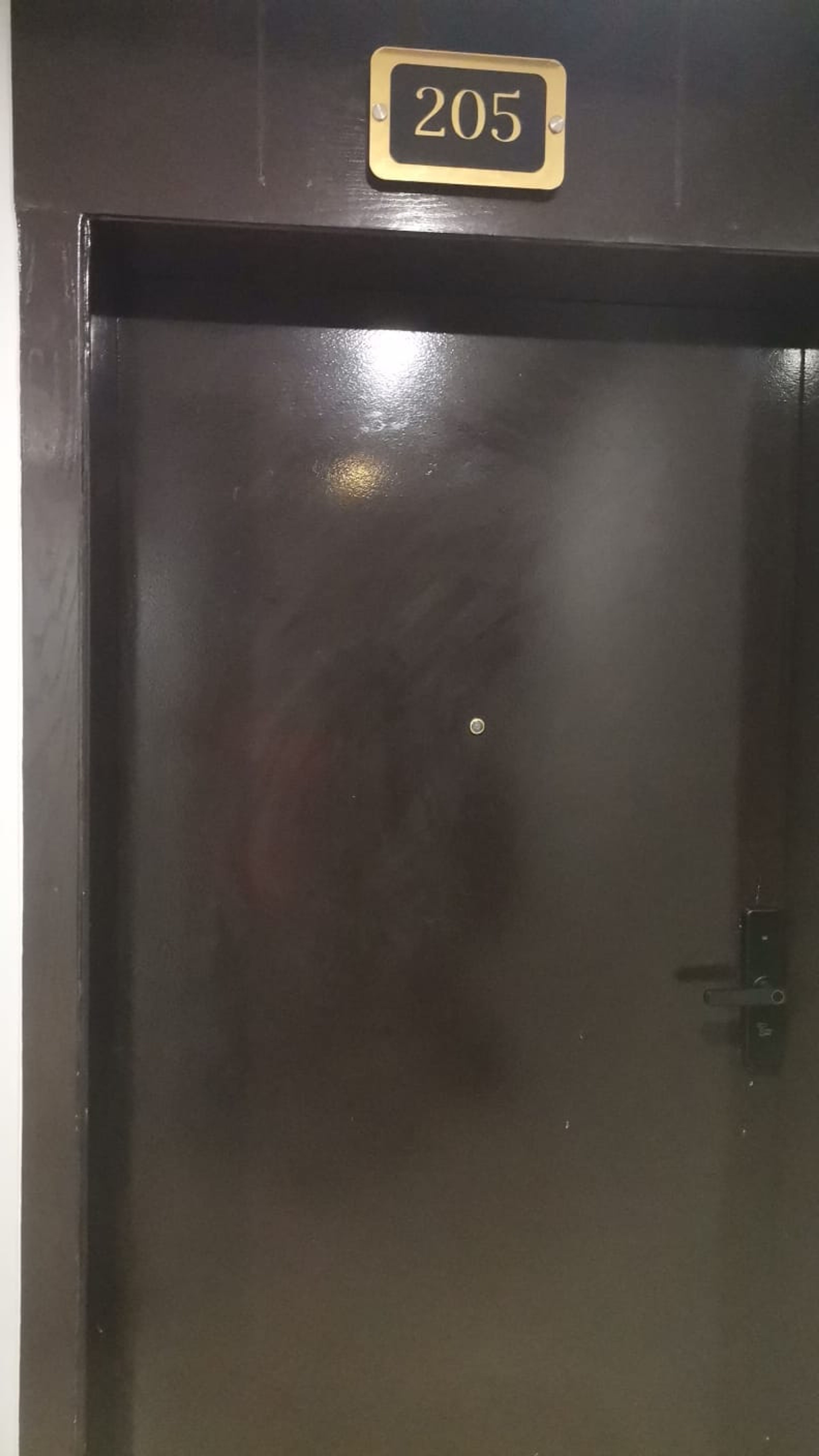 https://img.gathern.co/1400x0/1/orPAH55Ni28Jk-AIsWy7T7p30ObUjodI.jpeg