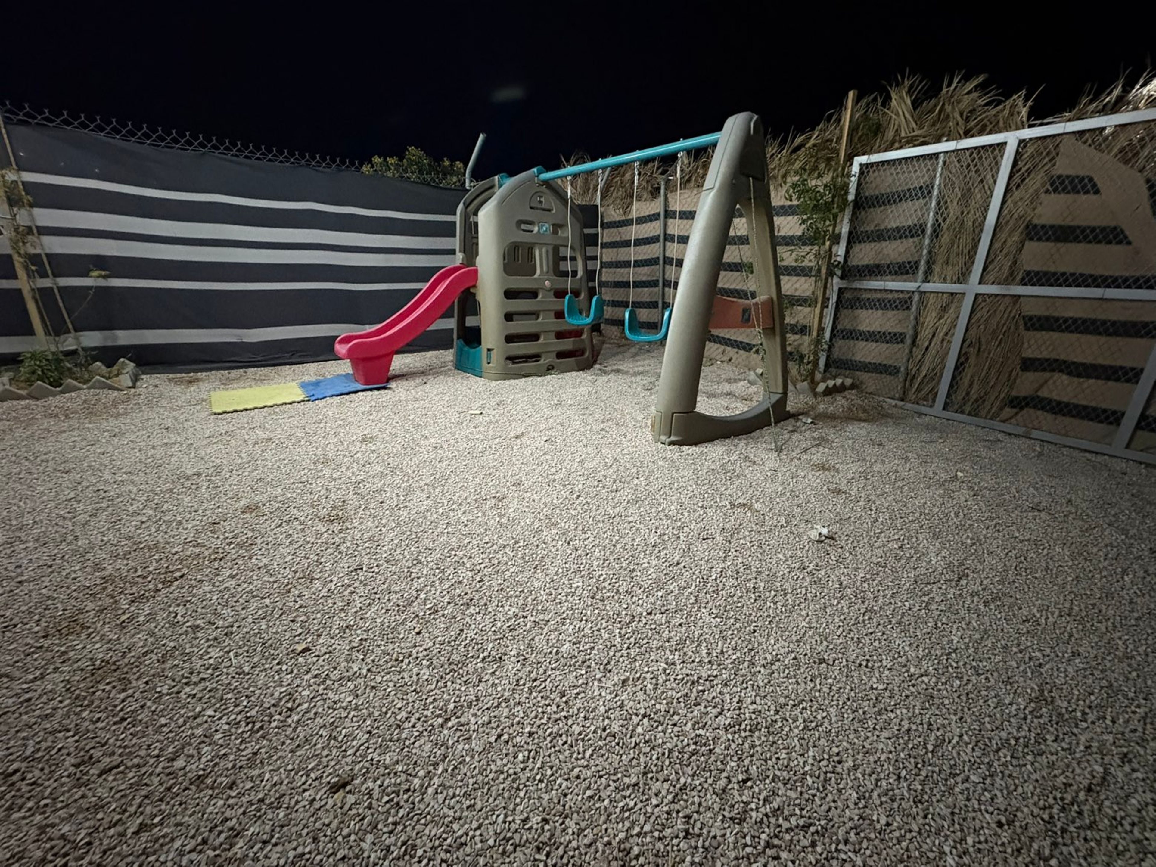 https://img.gathern.co/1400x0/1/pI2QLdblZzMci0Rk-HpPxr1SpJ6hGXxf.jpg
