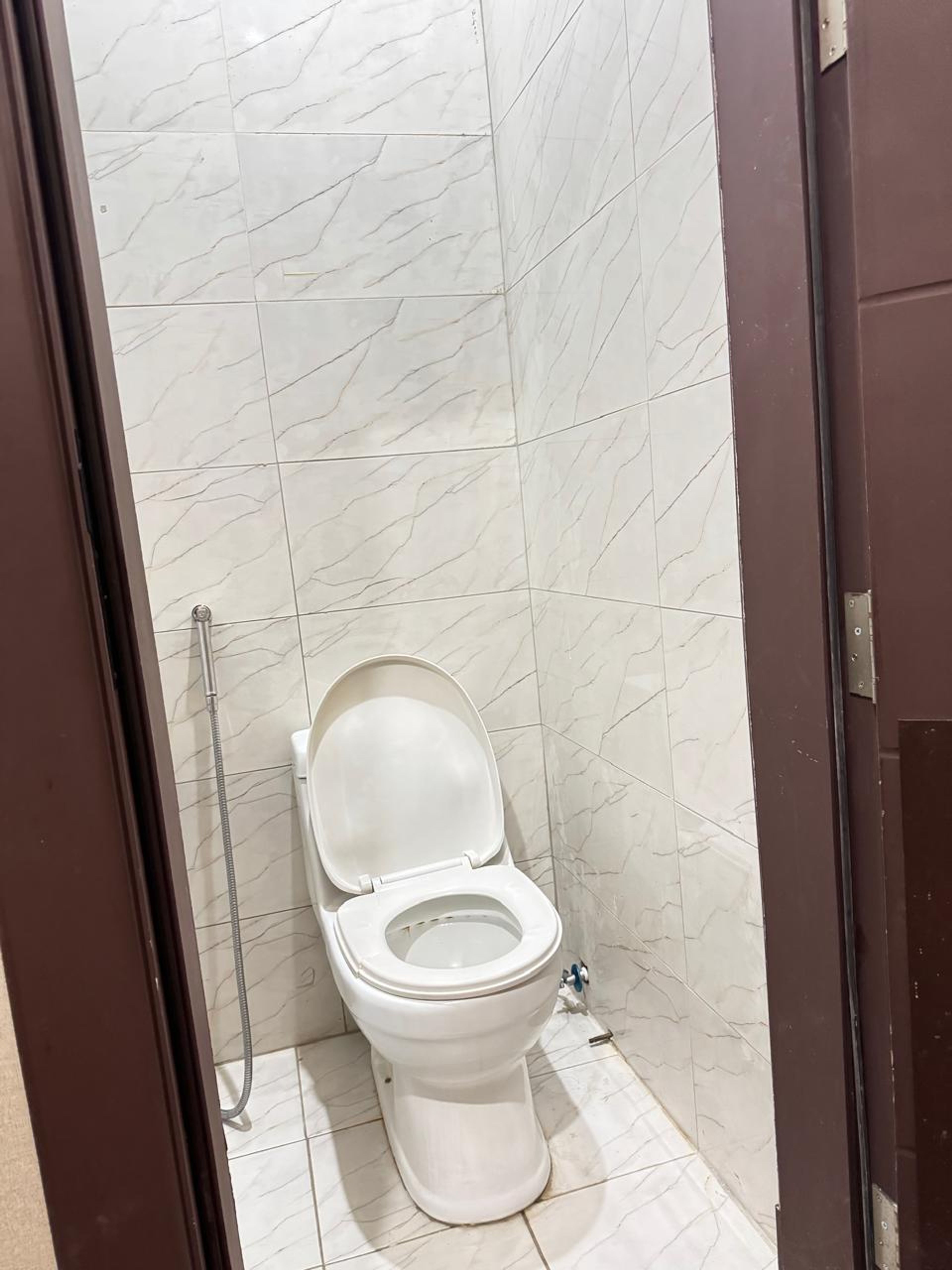 https://img.gathern.co/1024x0/1/q4tb4CTywg5LyAlgs1y3UbmSewmDByEs.jpeg