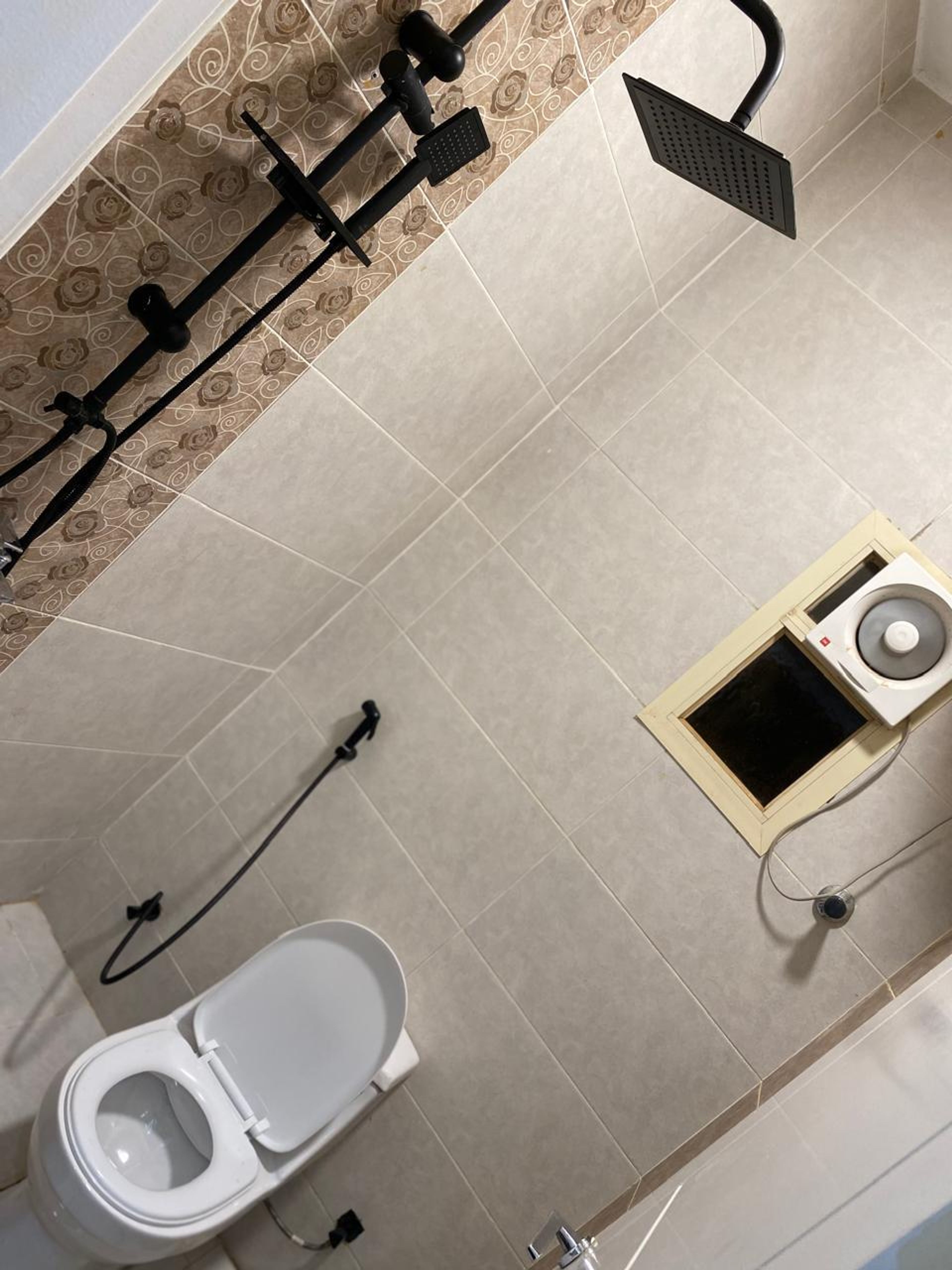 https://img.gathern.co/1400x0/1/q9BDreSoaHF889ElxDcQDVBXbqDzNKo0.jpeg