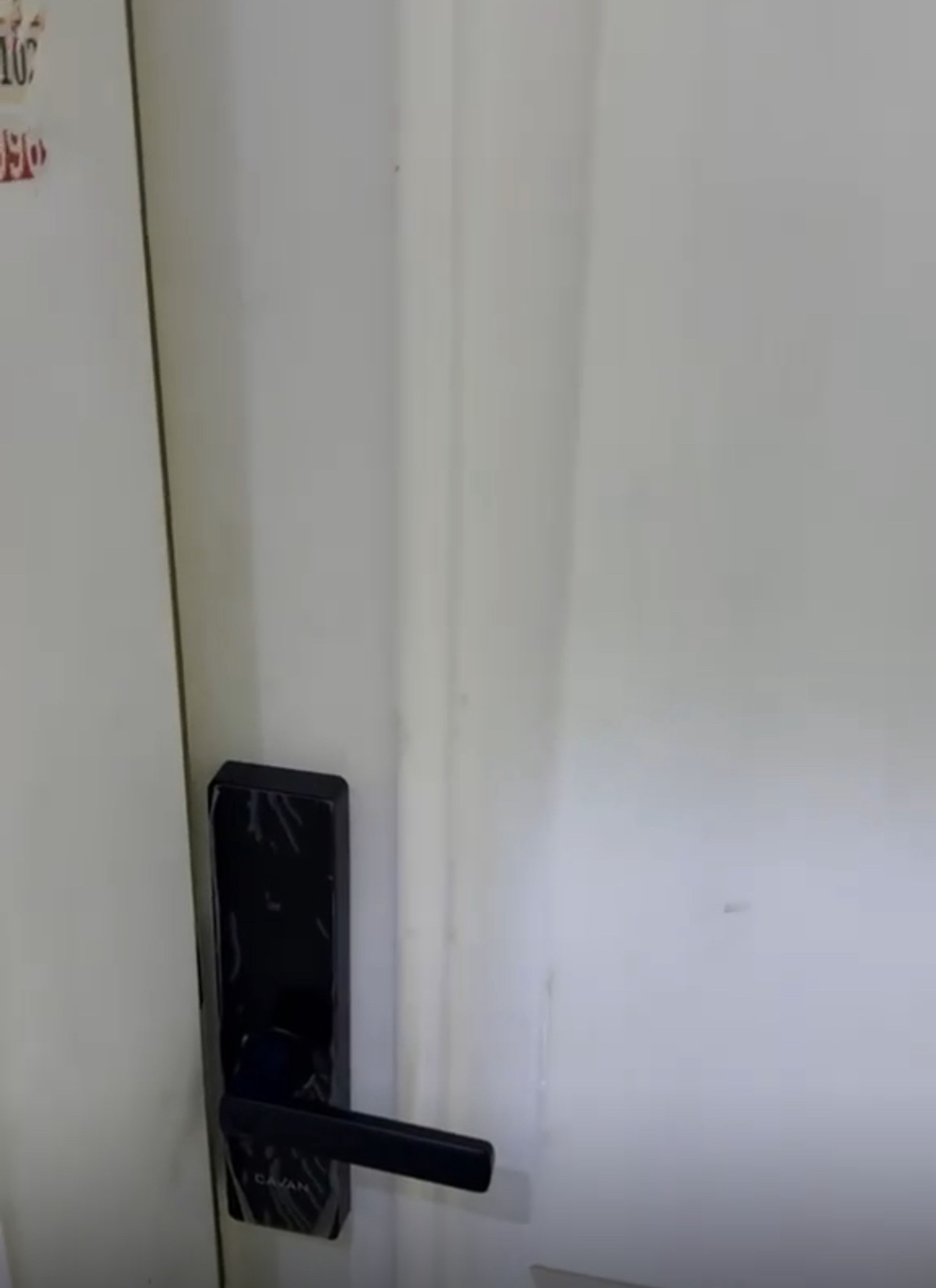 https://img.gathern.co/1400x0/1/qmLiSQHdO7o08K5MhguGTveae4UN4o1N.jpg