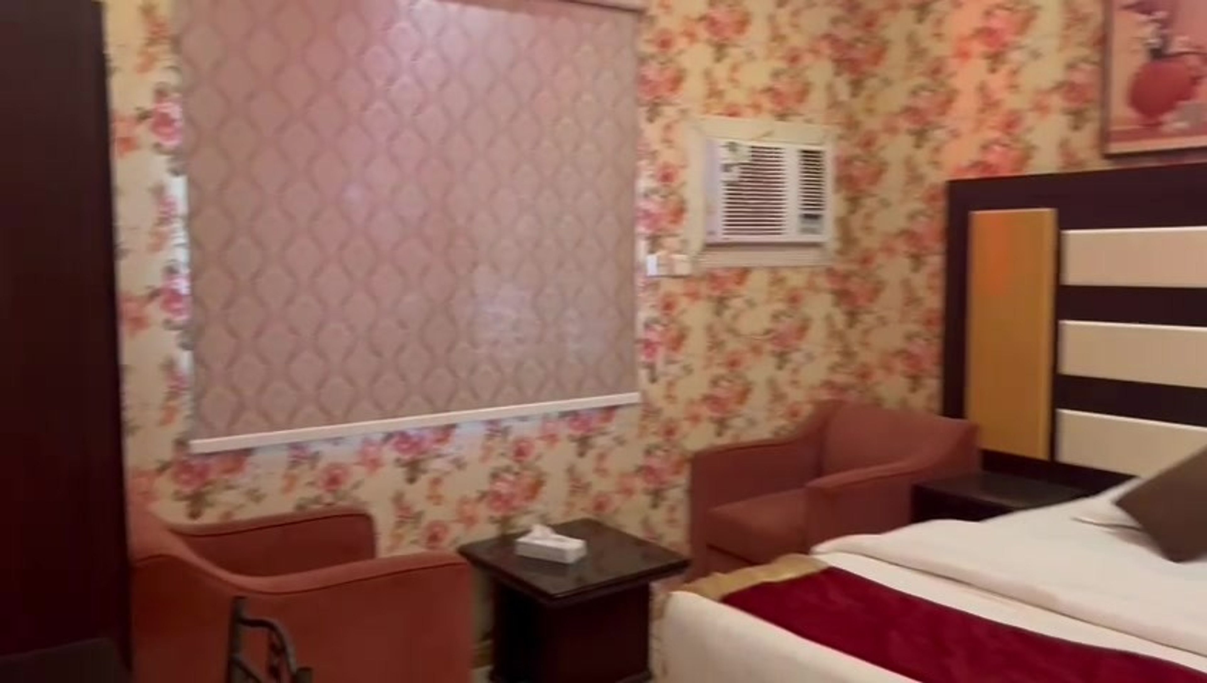 https://img.gathern.co/1400x0/1/qy09WQcHwSH_yXCL8eC1eyGipXnTRL4I.jpeg