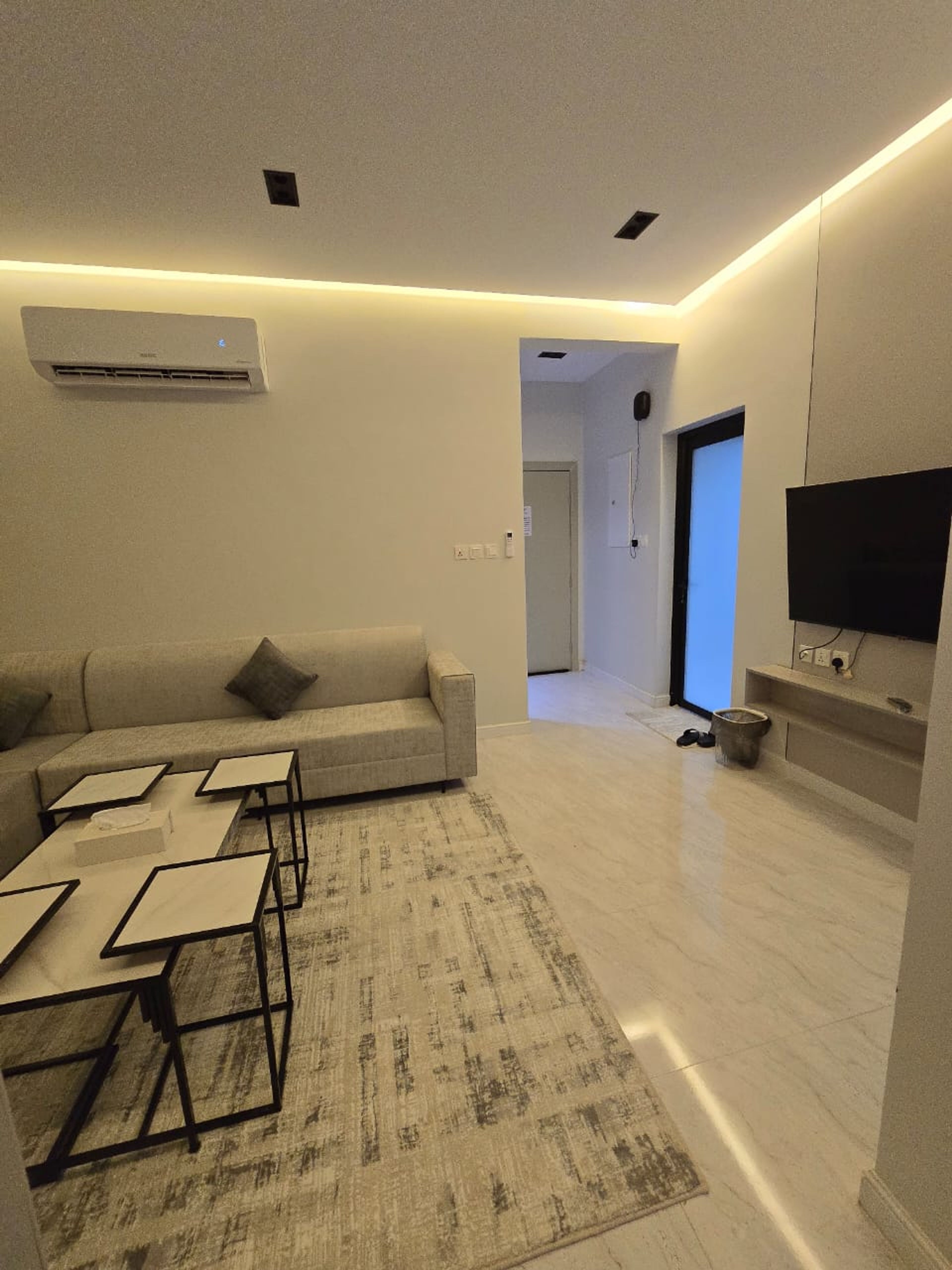 https://img.gathern.co/1400x0/1/re_OOUIlFoxm3PyFsdR1mWgEcPG0rKg8.jpeg