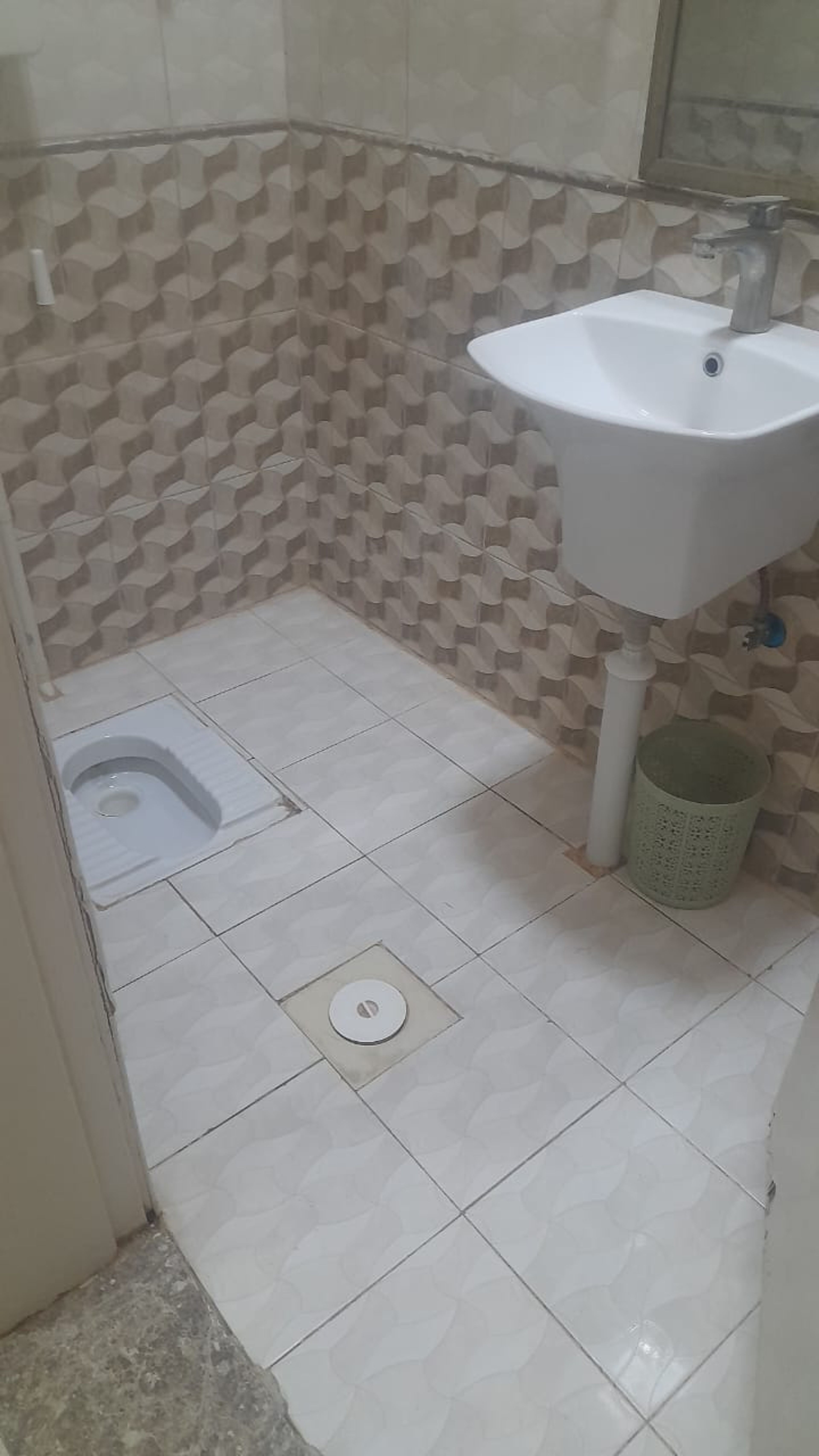 https://img.gathern.co/1400x0/1/ripf0Wj-dzcorjEctKWhE6mNZLkYj3tr.jpeg