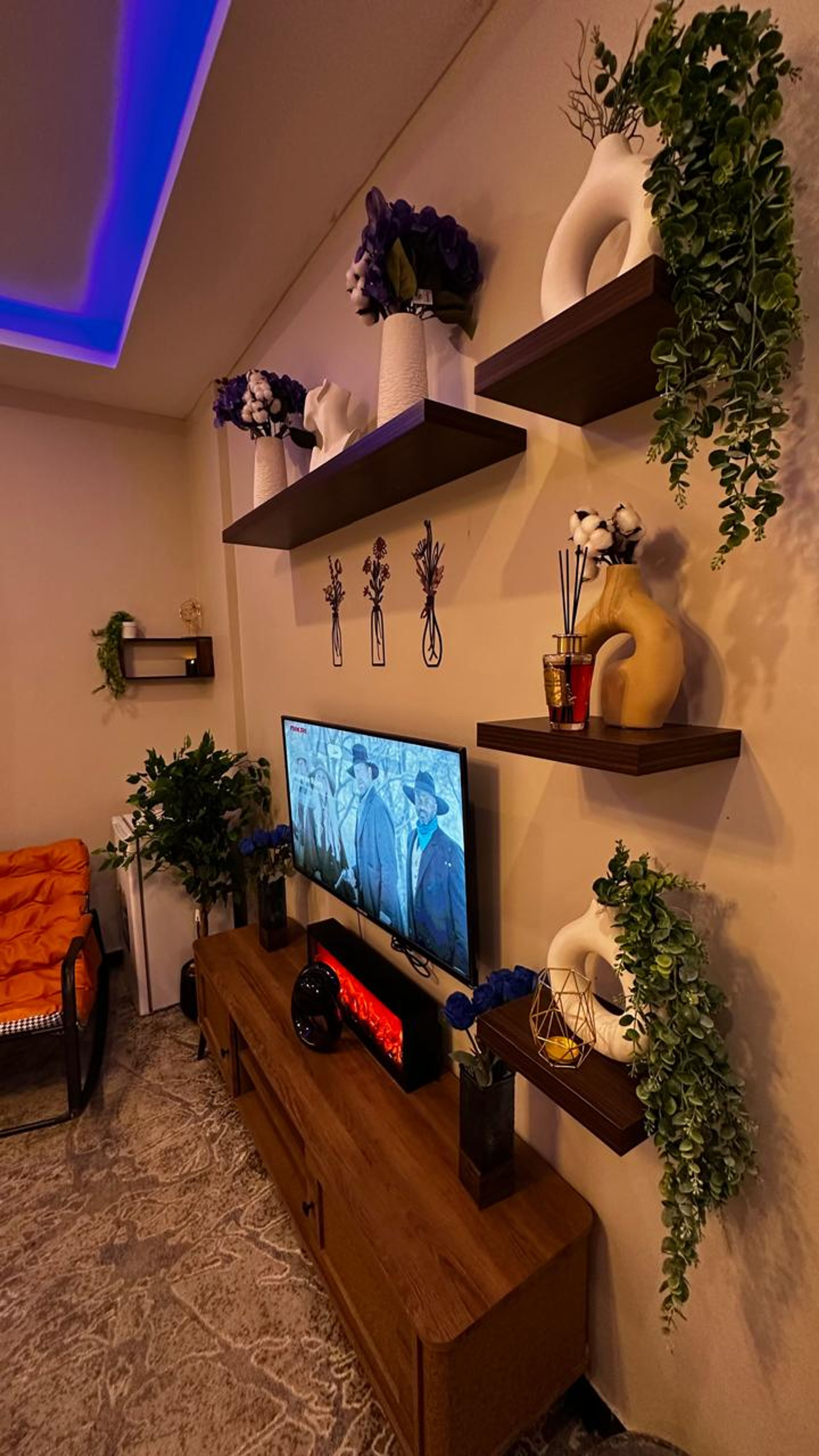 https://img.gathern.co/1400x0/1/sINznBwlapOCIsKTl-KWWZrNjSR5_EzY.jpeg