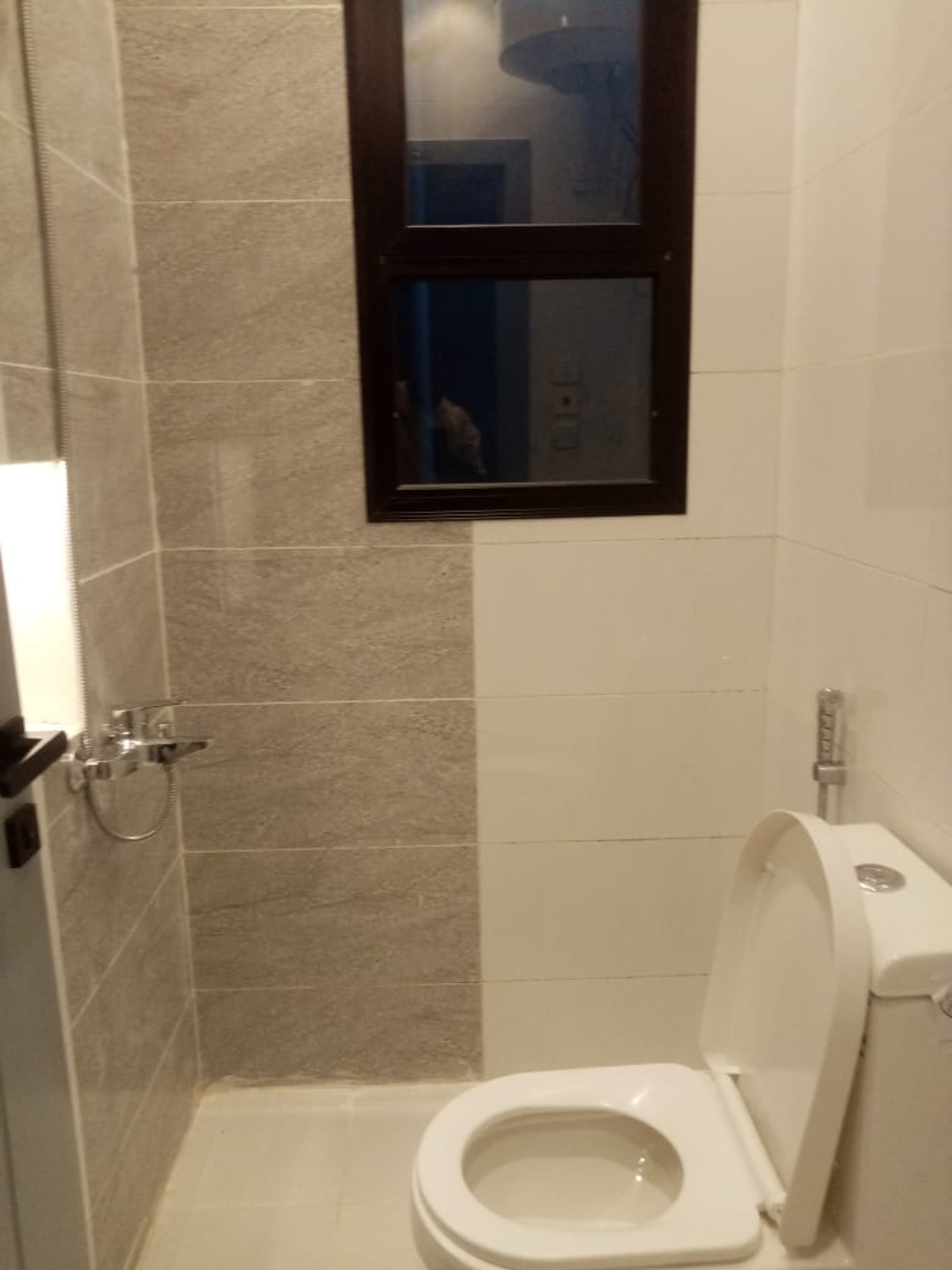 https://img.gathern.co/1024x0/1/sTcXM6DC6gmxvR-KRhalCVLUWmO1Vpwq.jpeg