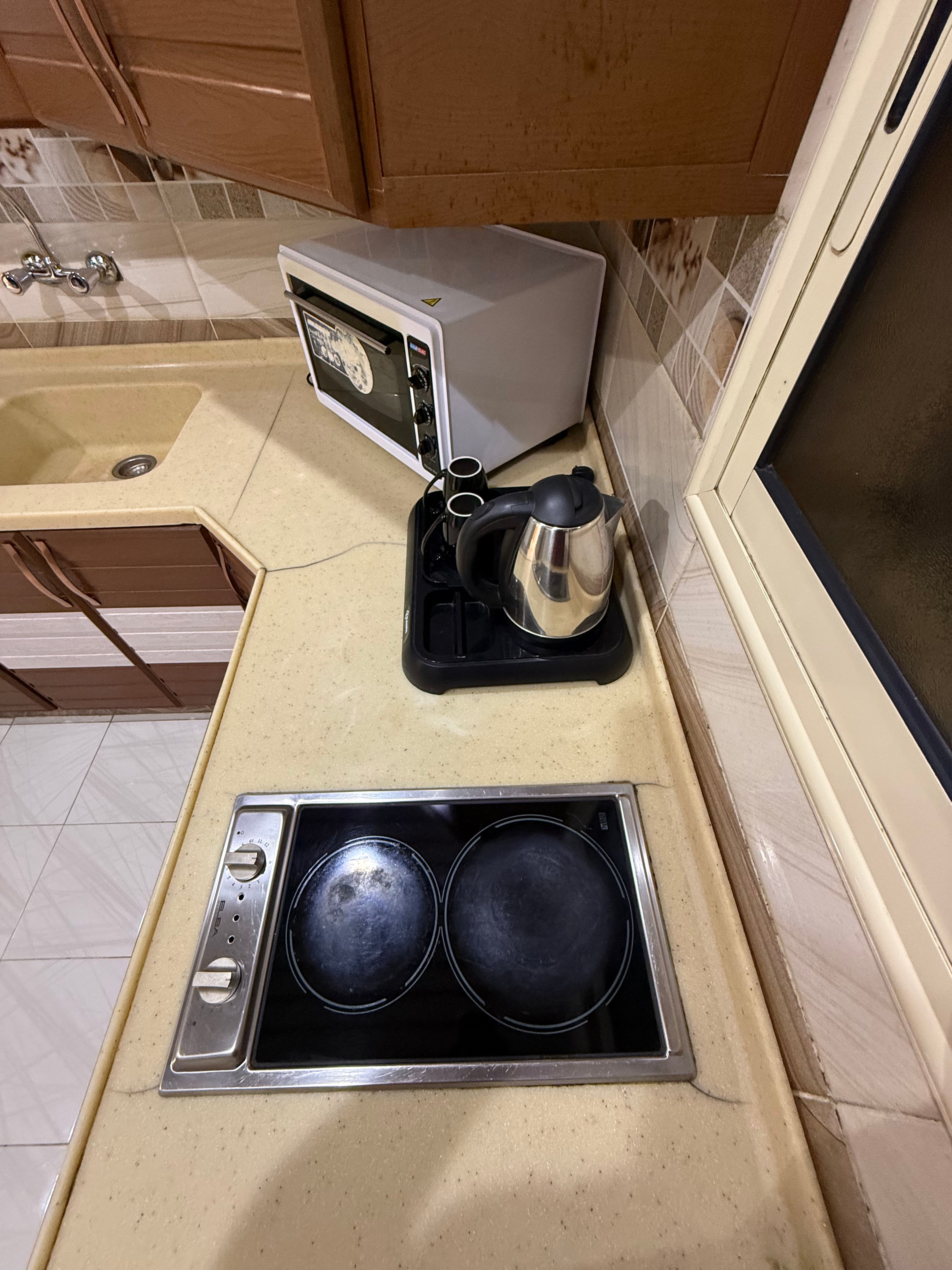 https://img.gathern.co/1024x0/1/sfwRAzrzxRfTlOeRT-BkDl7xQC4w2W45.jpg