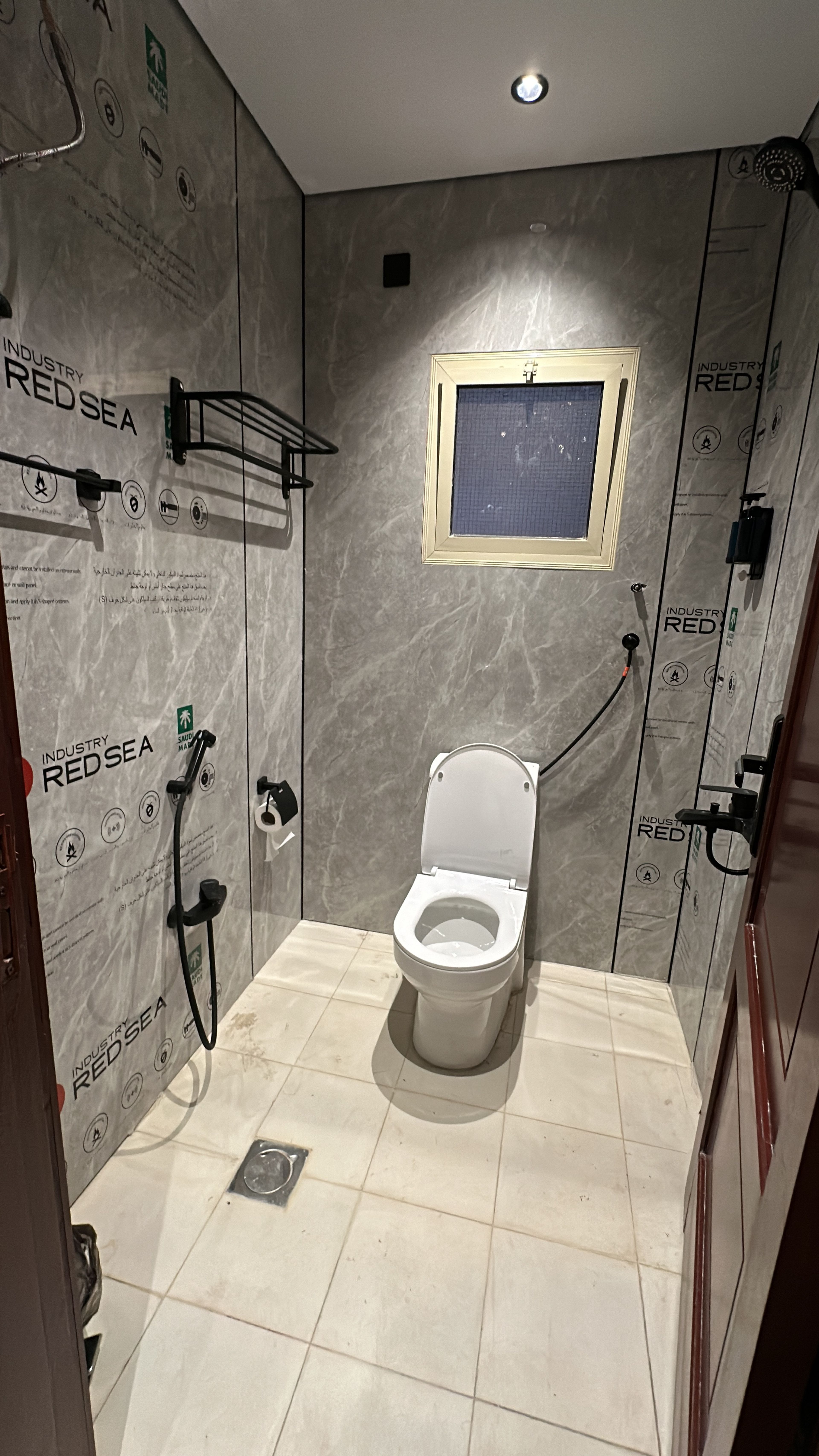 https://img.gathern.co/1400x0/1/soh-jkt7tMa2wRAHbnG6opCoKQ-zJ55M.jpg