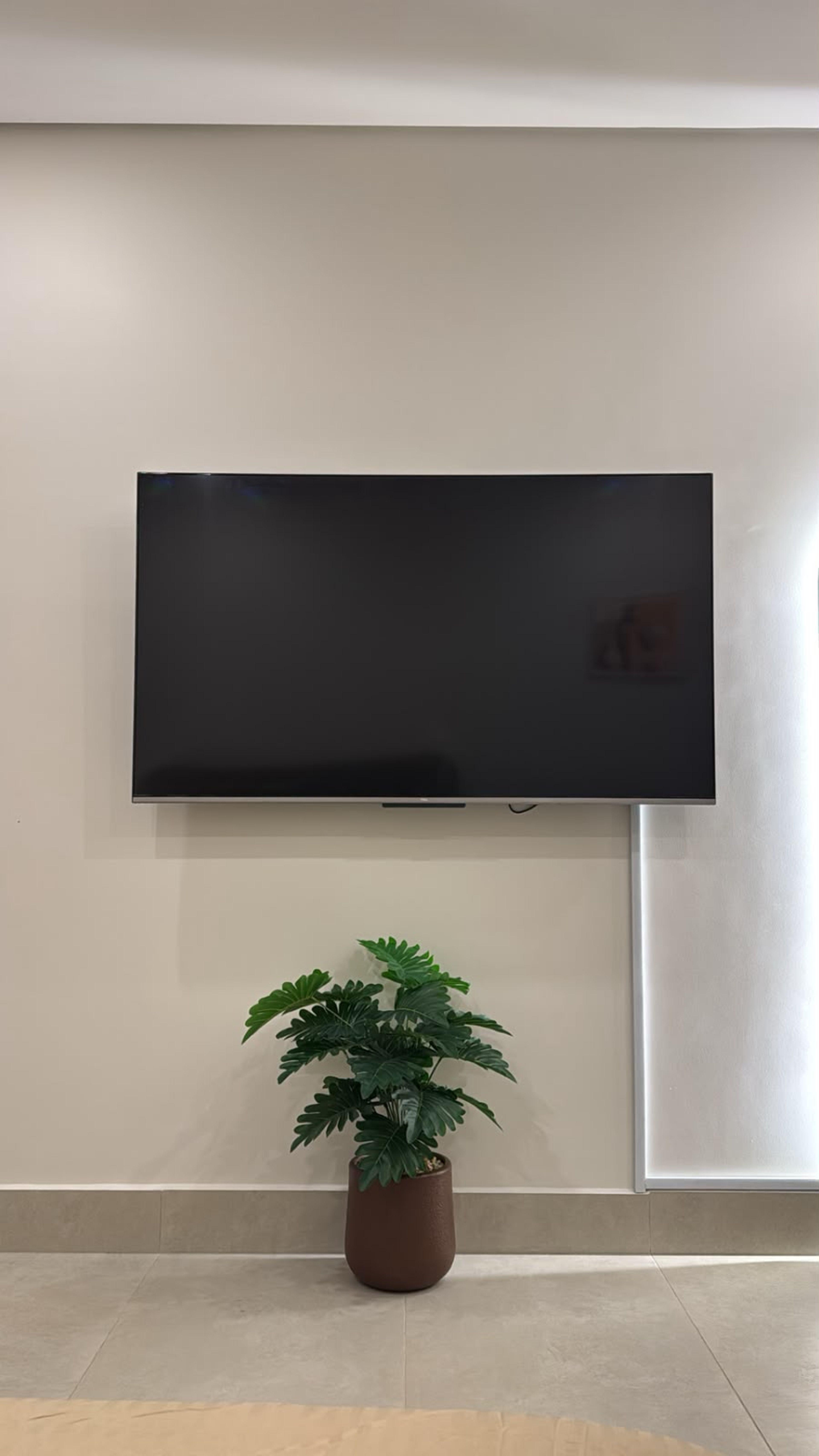 https://img.gathern.co/1024x0/1/t-2C8aWVhMI6sGGE8tWckIxSY0ix8RTo.jpeg