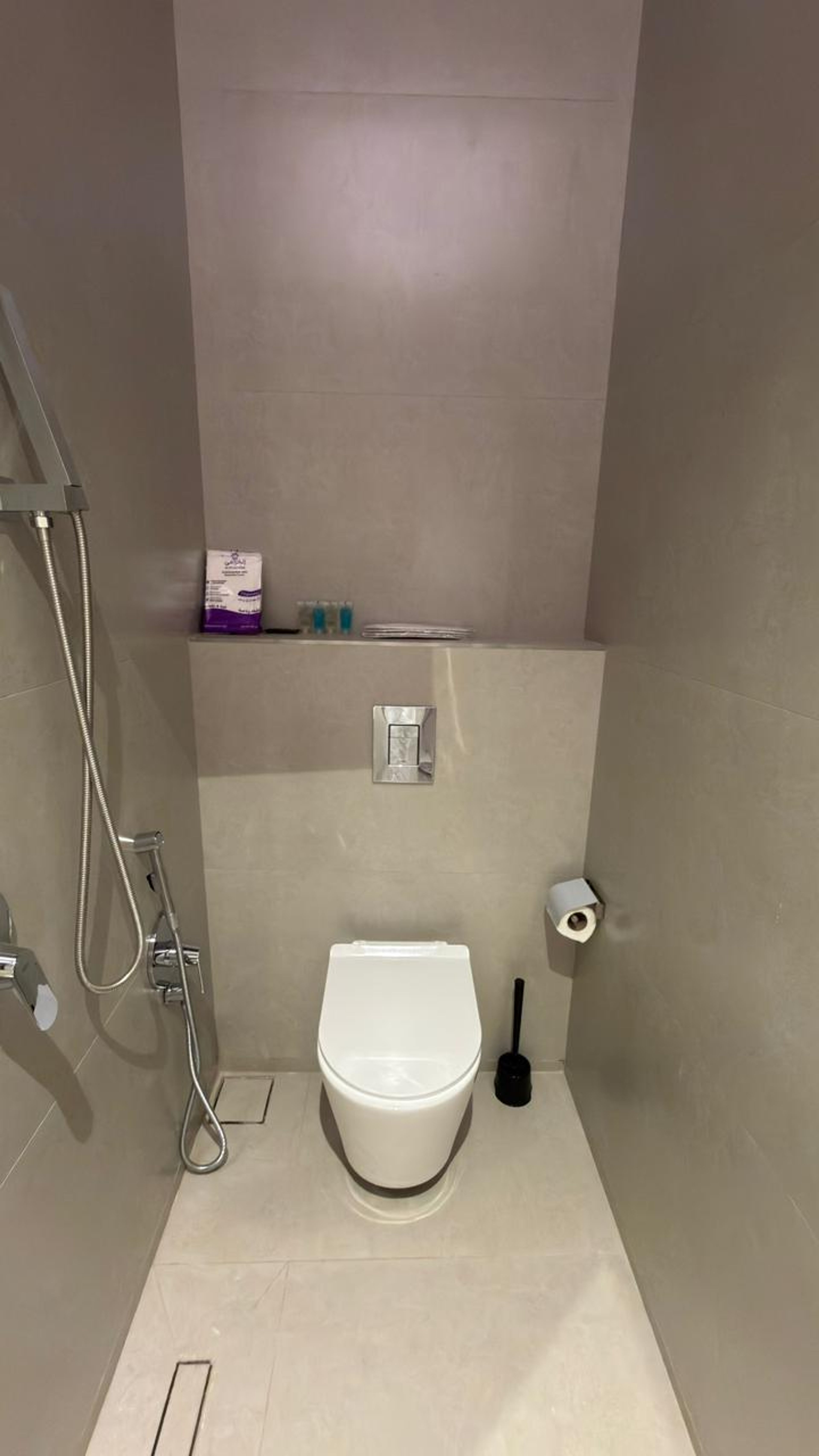 https://img.gathern.co/1400x0/1/tGiZxADXTUQzJI6kebL0Y080XK-dV1mI.jpg