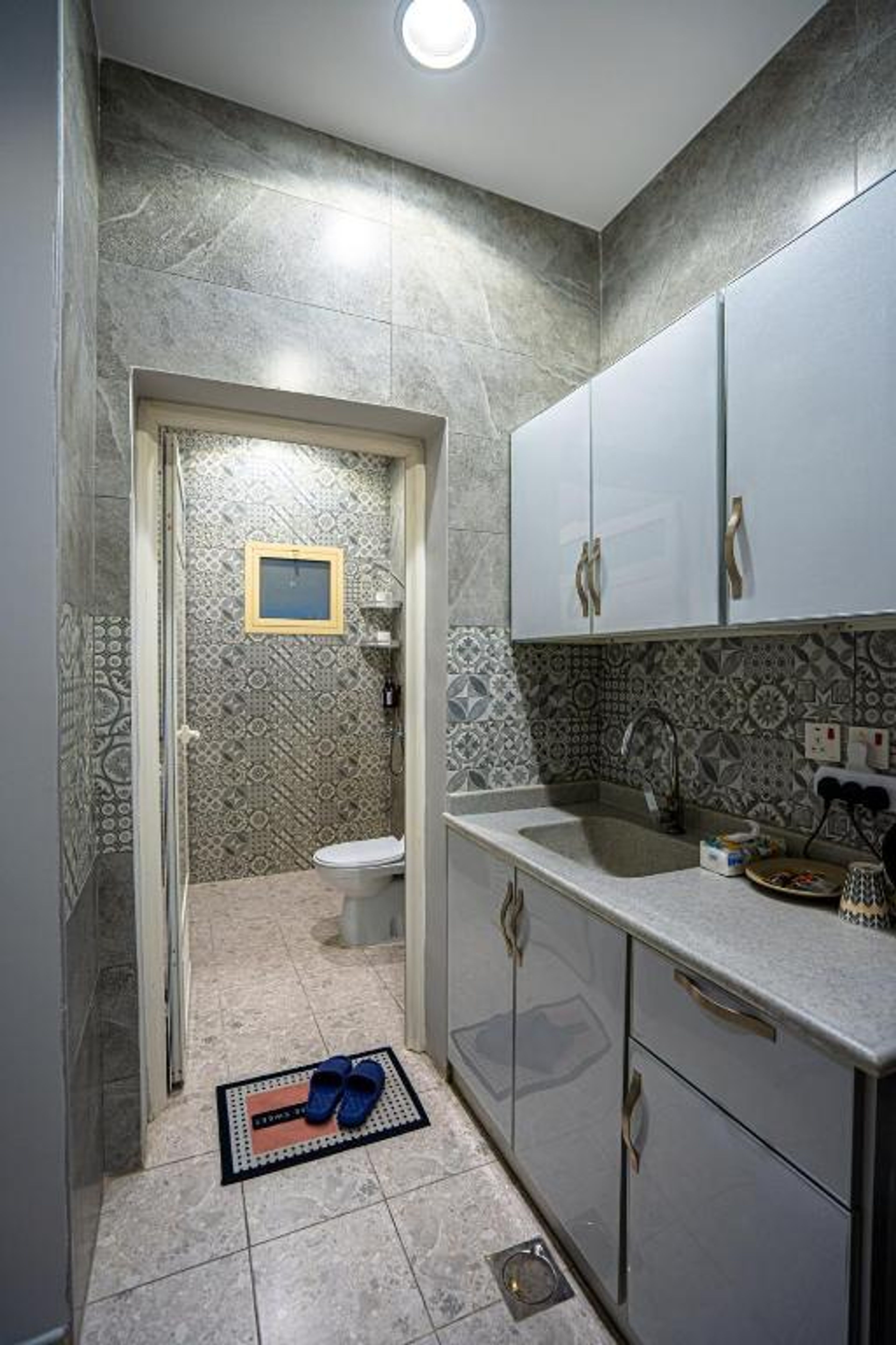https://img.gathern.co/1024x0/1/tMJqxzvBAIRSHrLAzSuuA9OKAidT8bLw.jpg