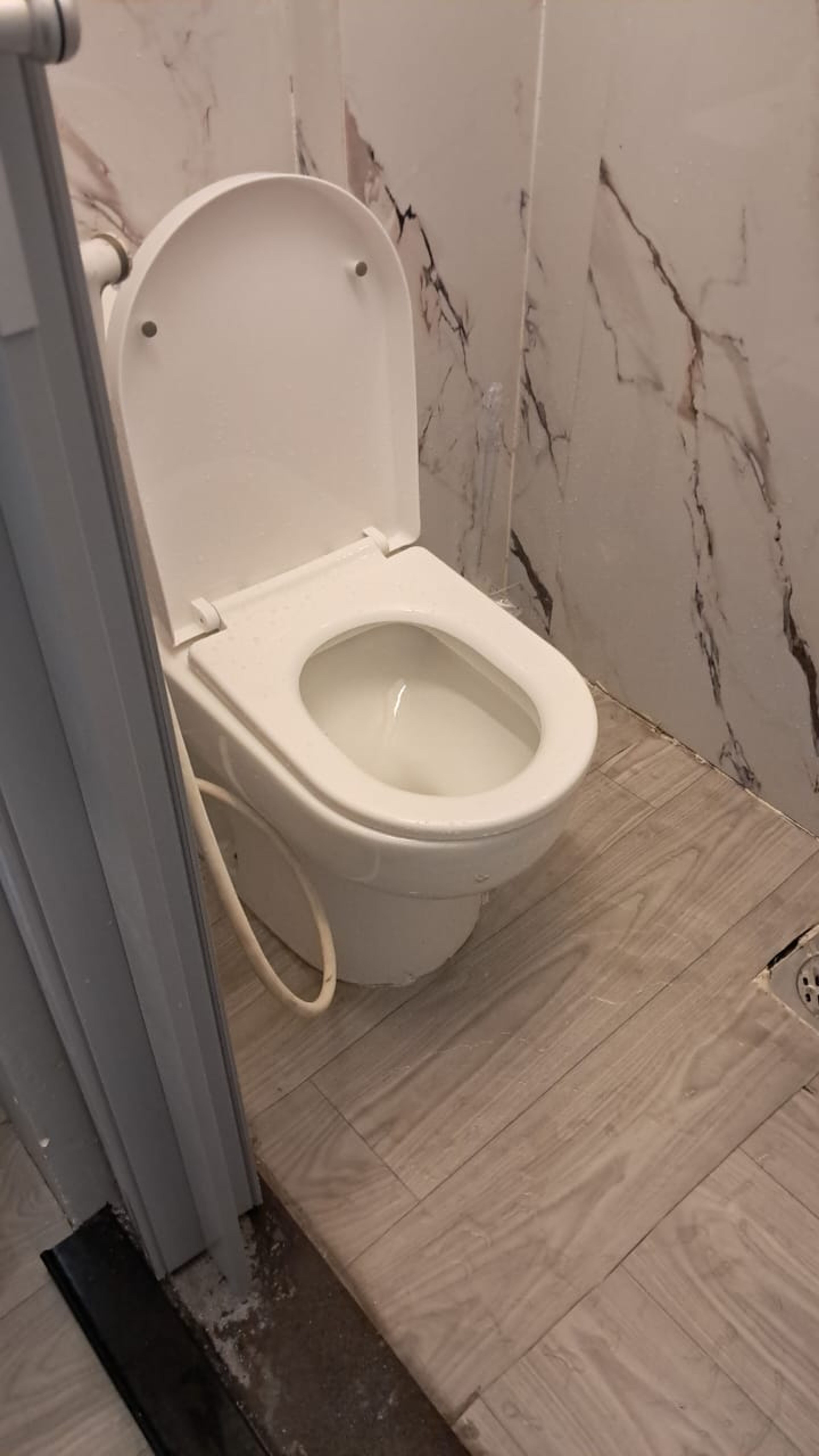 https://img.gathern.co/1400x0/1/thlGMvl1kWpuSrsK-FhbwuitD6l4D8Hc.jpg